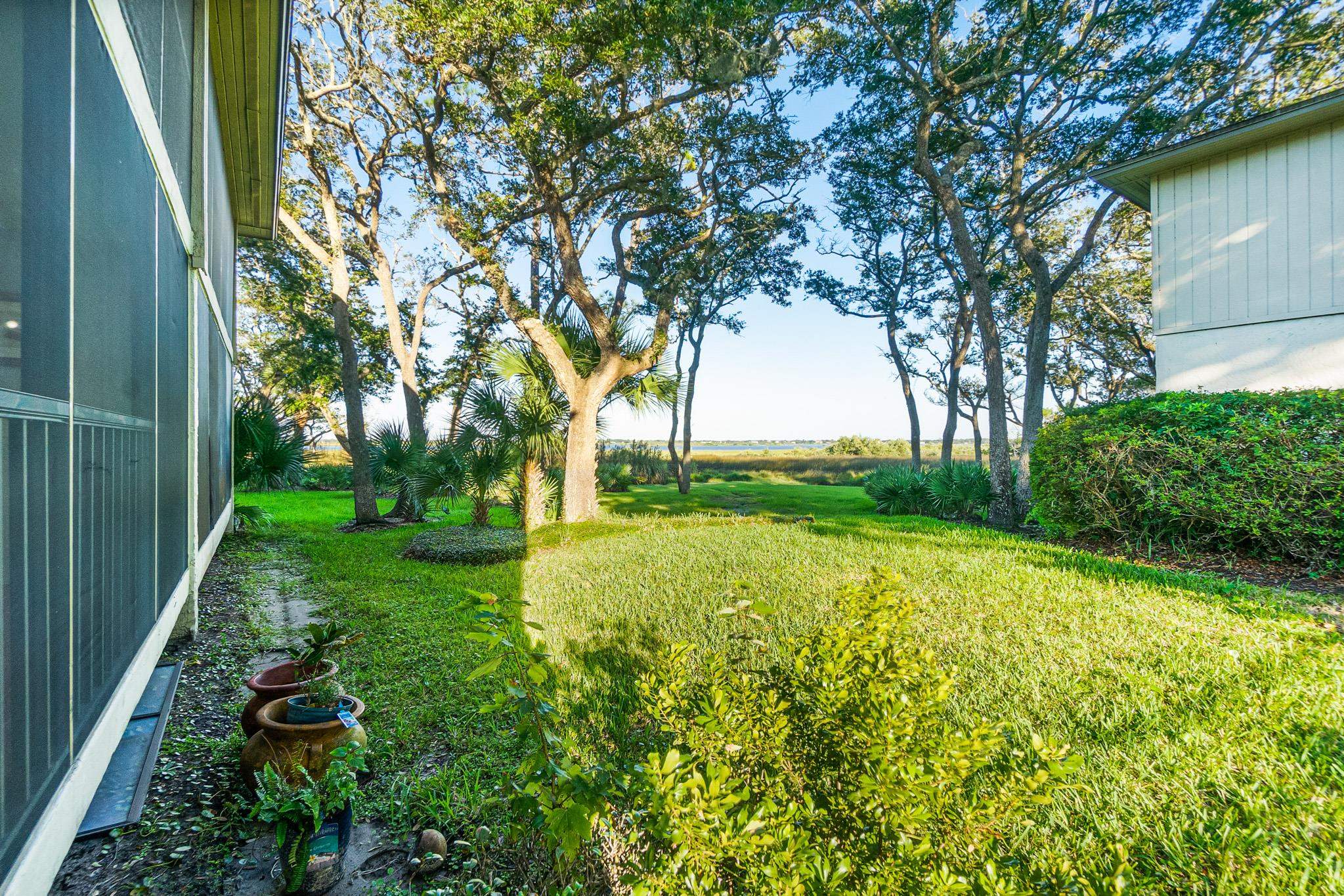 Image 33 of 43 For 31 Tarragona Ct