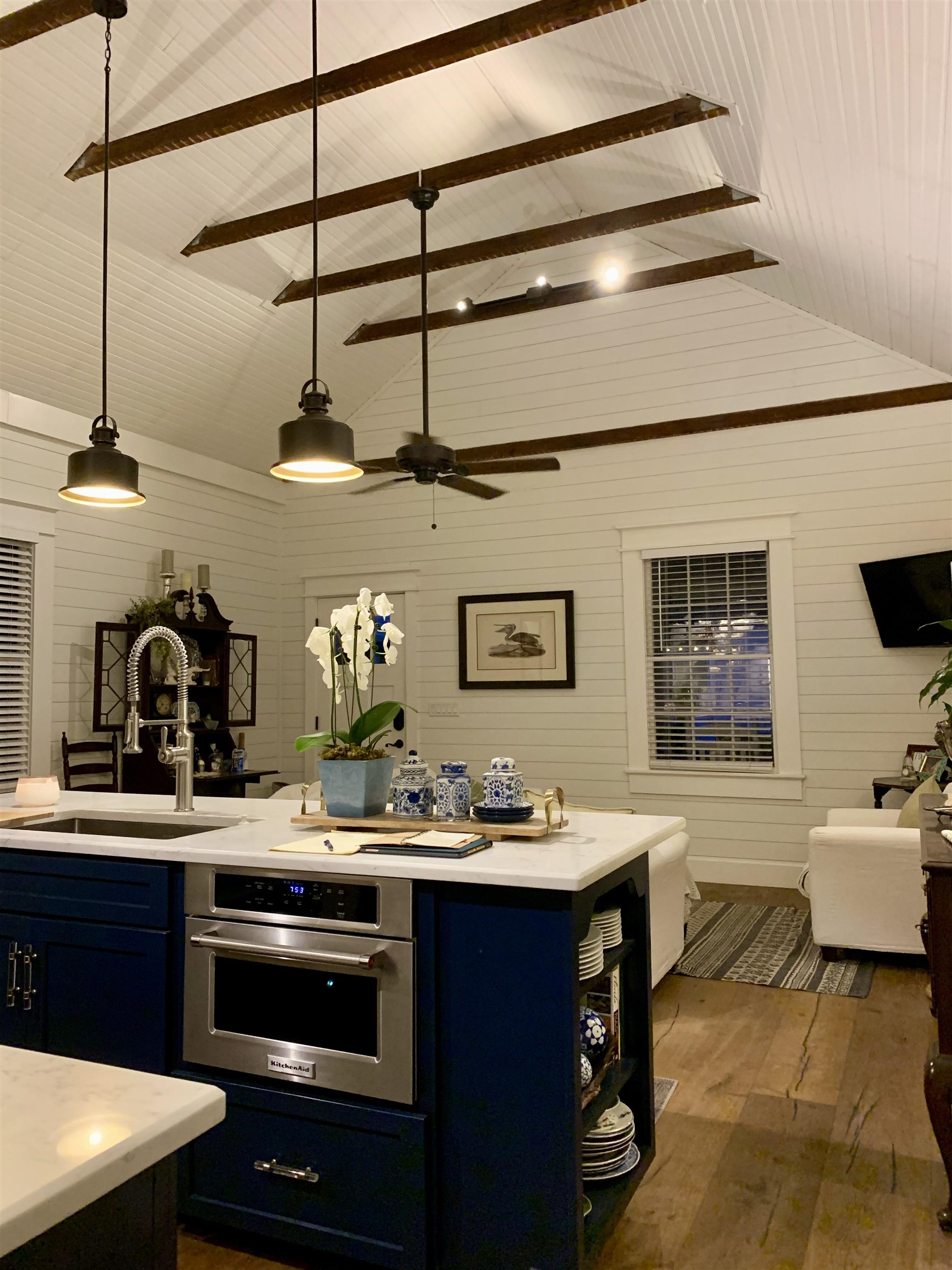 Image 14 of 15 For 70 Abbott St