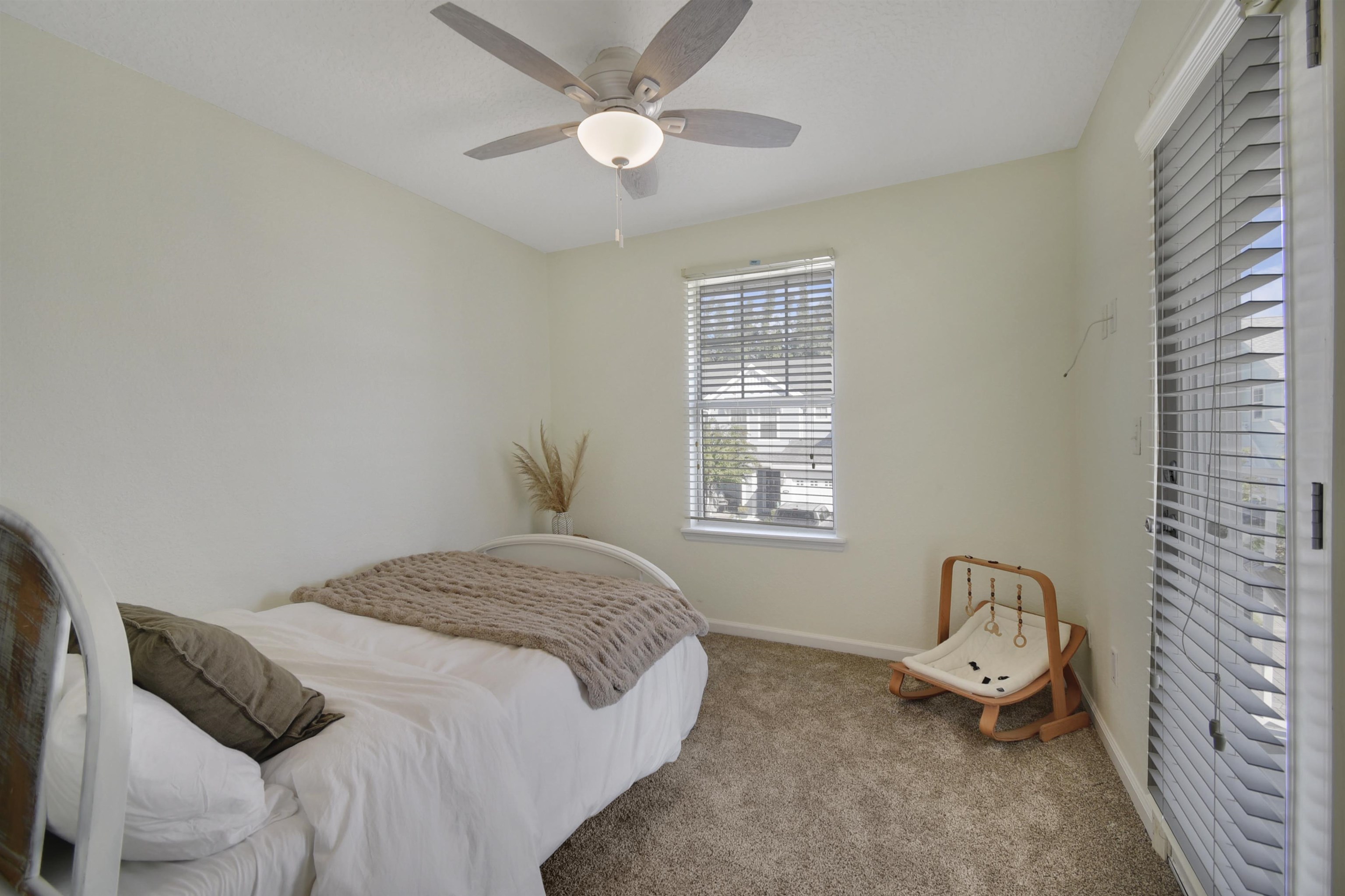 Image 27 of 36 For 323 Islander Circle