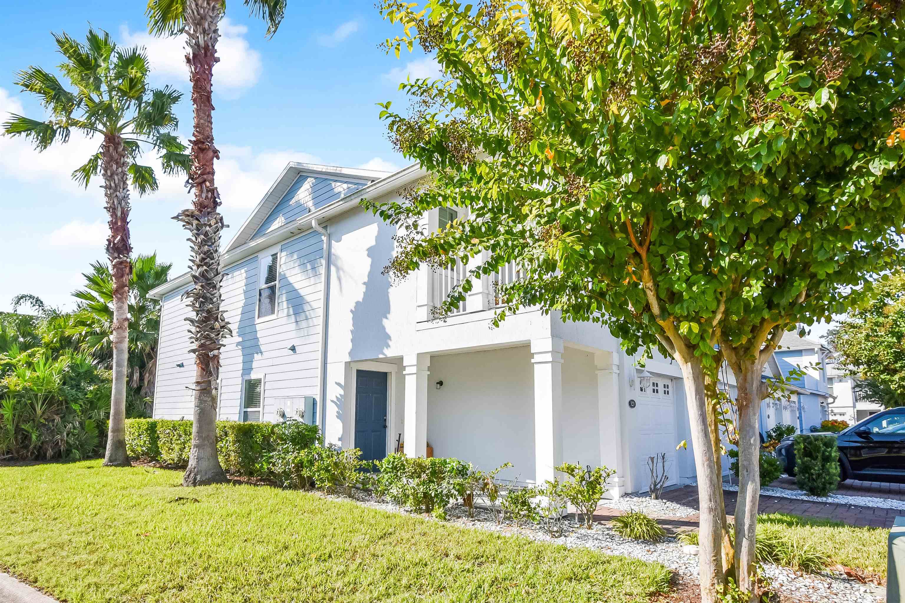 Image 3 of 36 For 323 Islander Circle