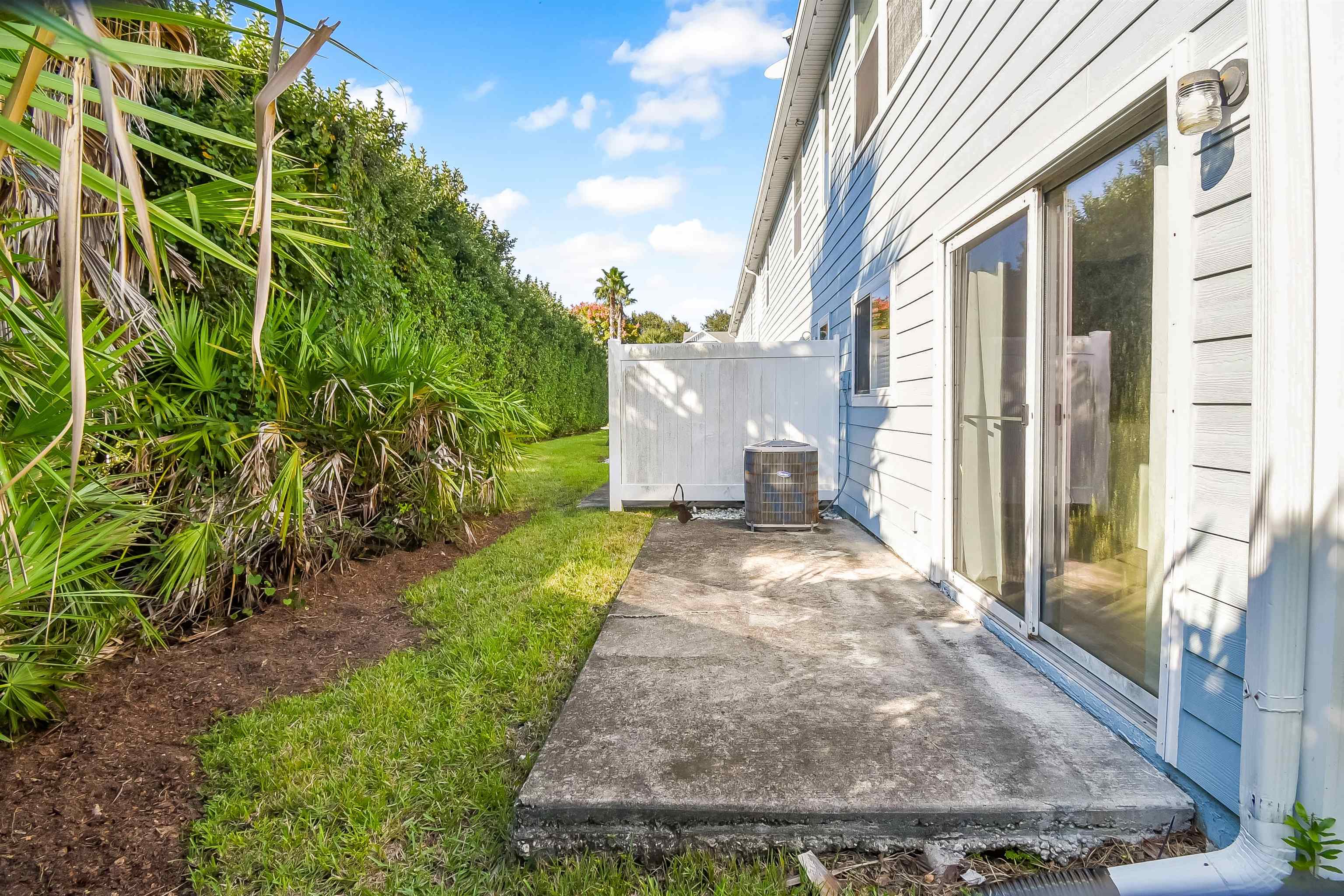 Image 31 of 36 For 323 Islander Circle