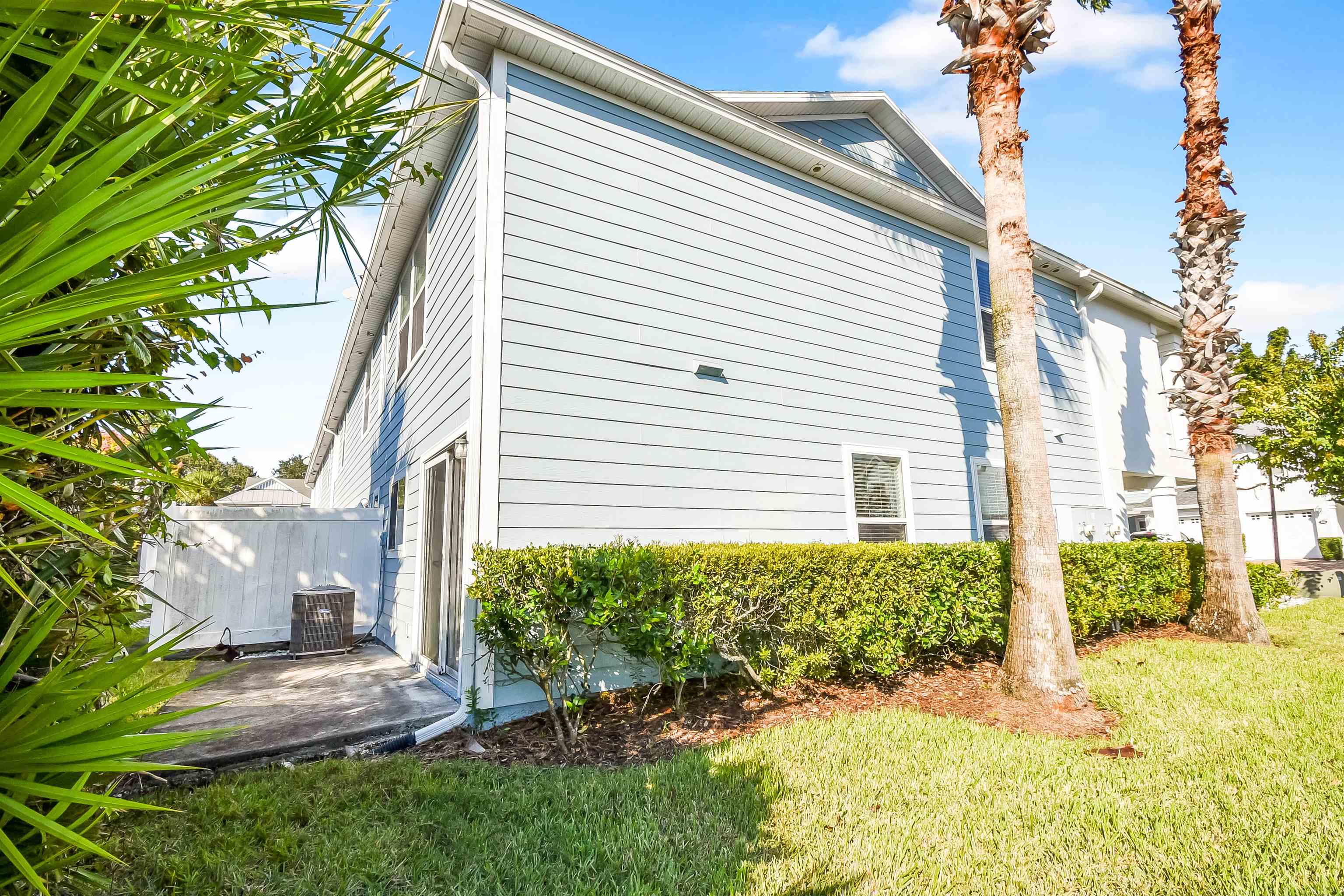 Image 4 of 36 For 323 Islander Circle