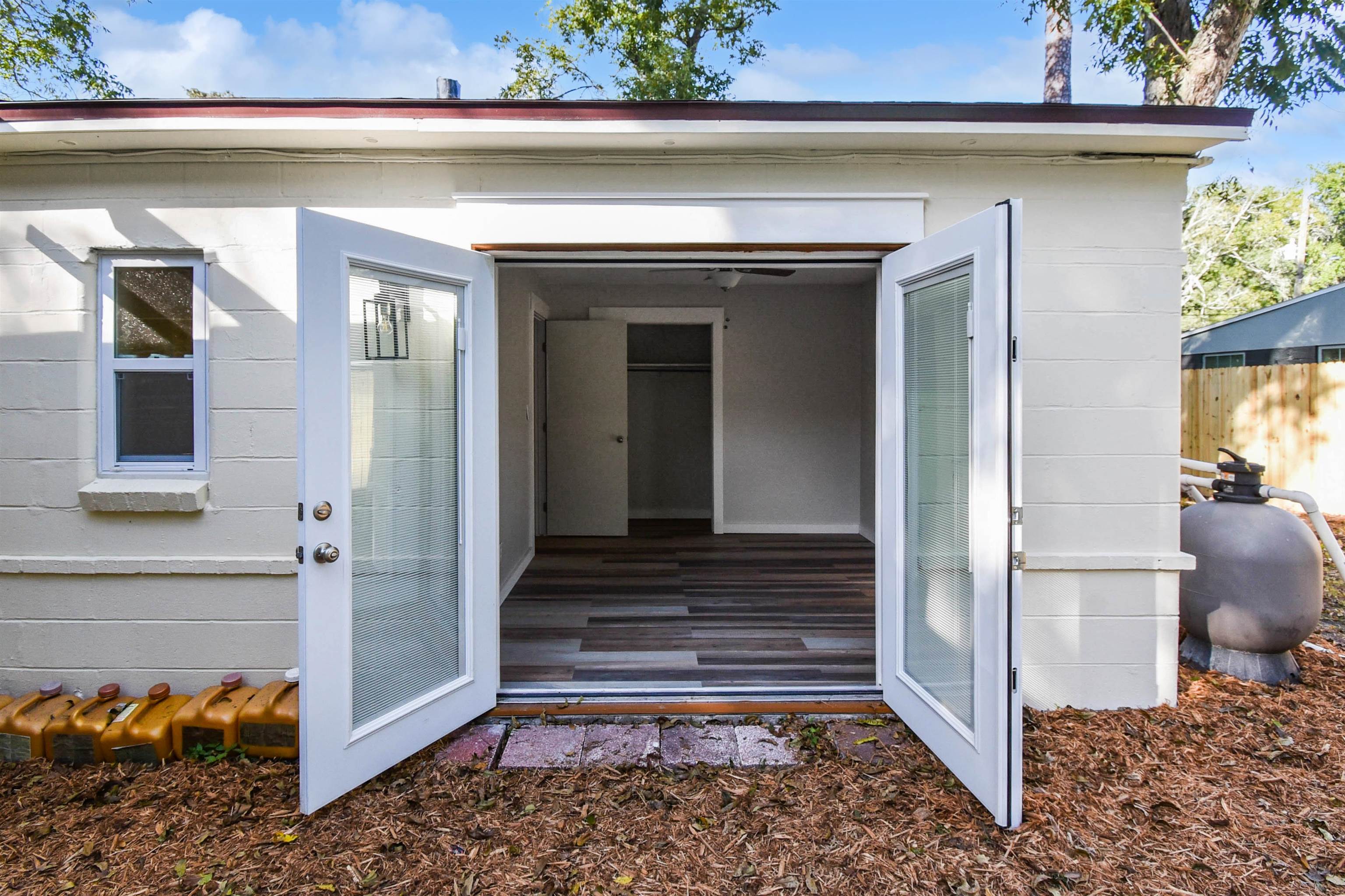 Image 19 of 32 For 2630 Beaverbrook Pl