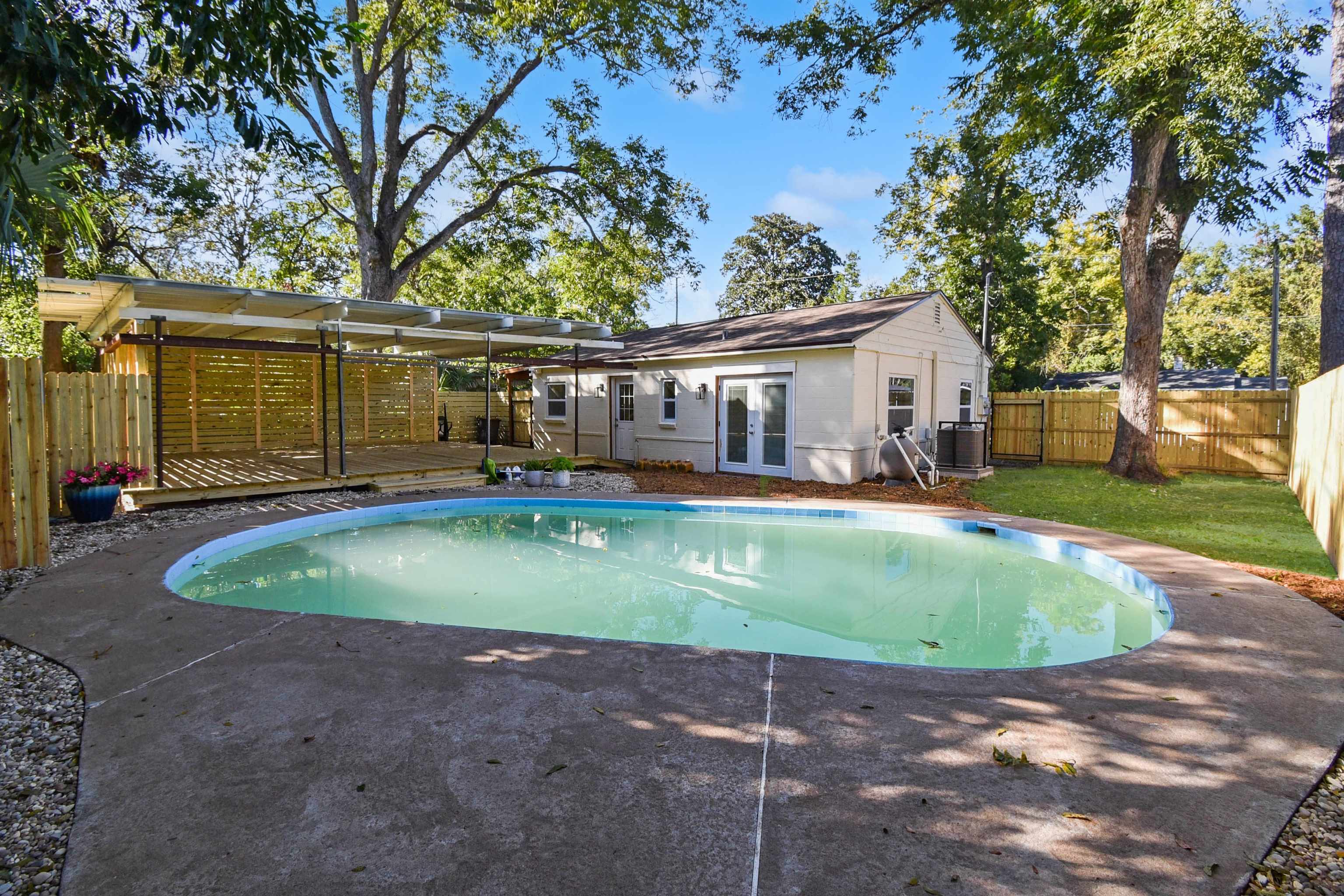 Image 20 of 32 For 2630 Beaverbrook Pl