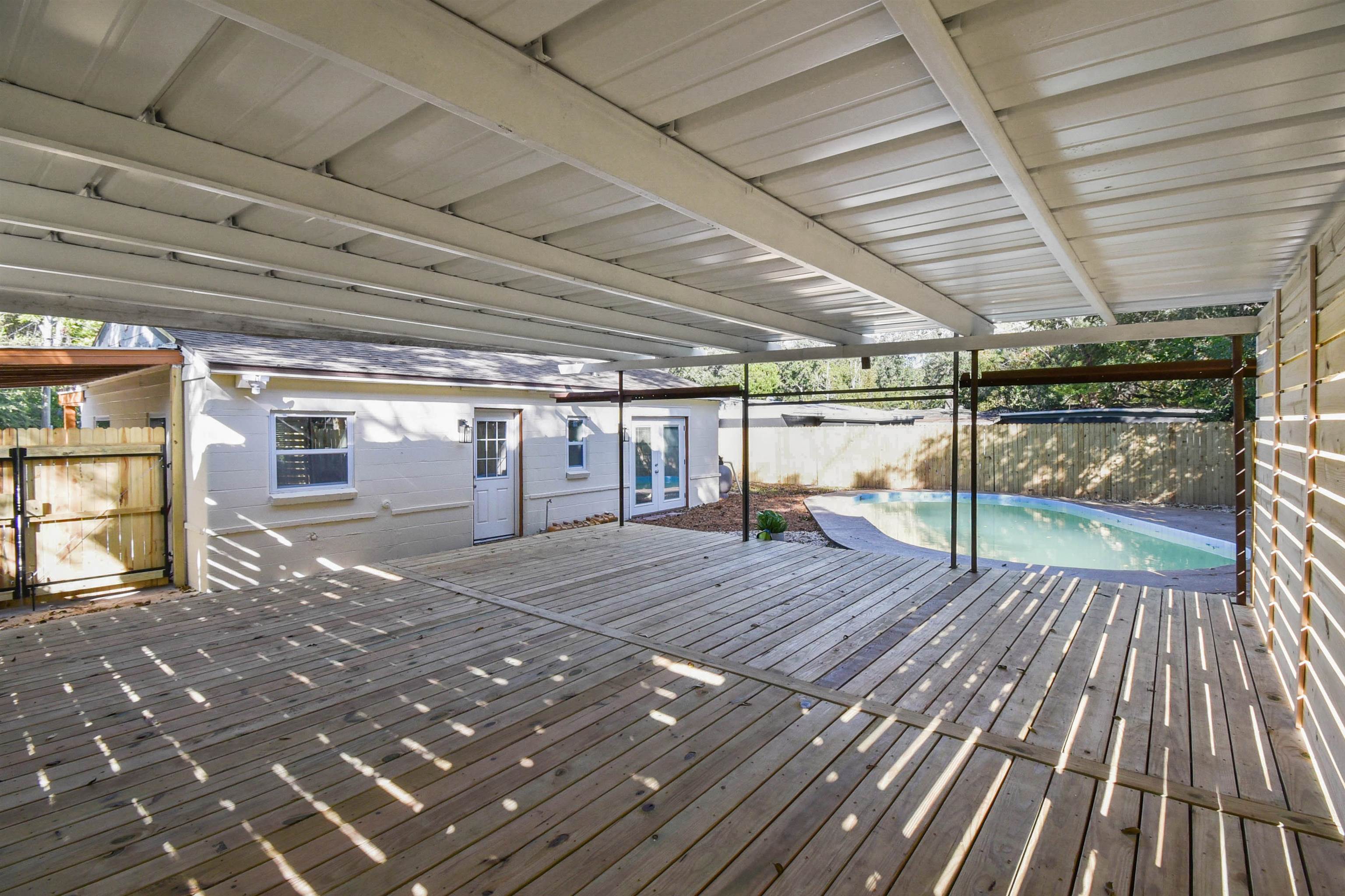 Image 23 of 32 For 2630 Beaverbrook Pl