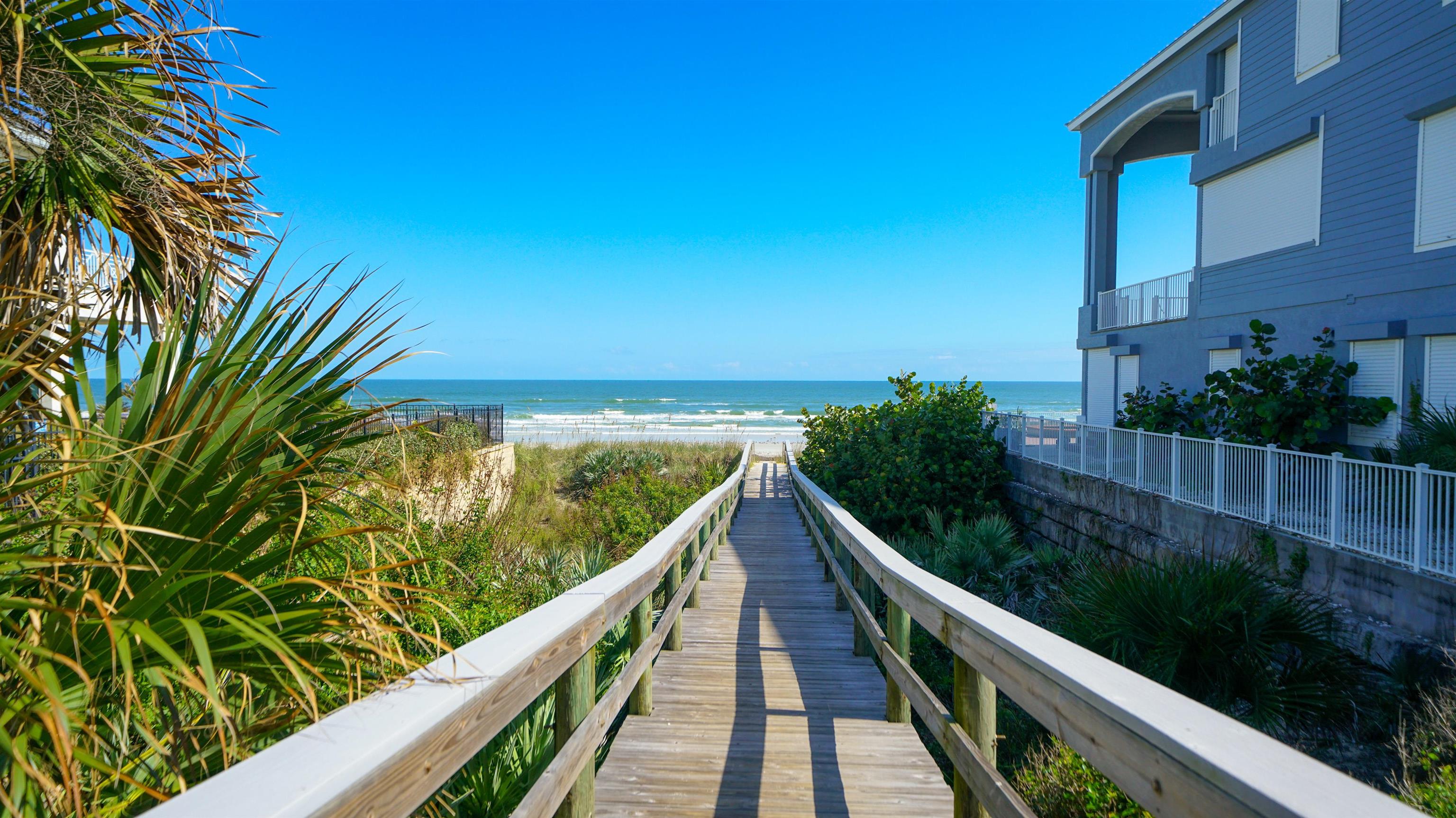 Image 21 of 32 For 4738 Atlantic Ave S