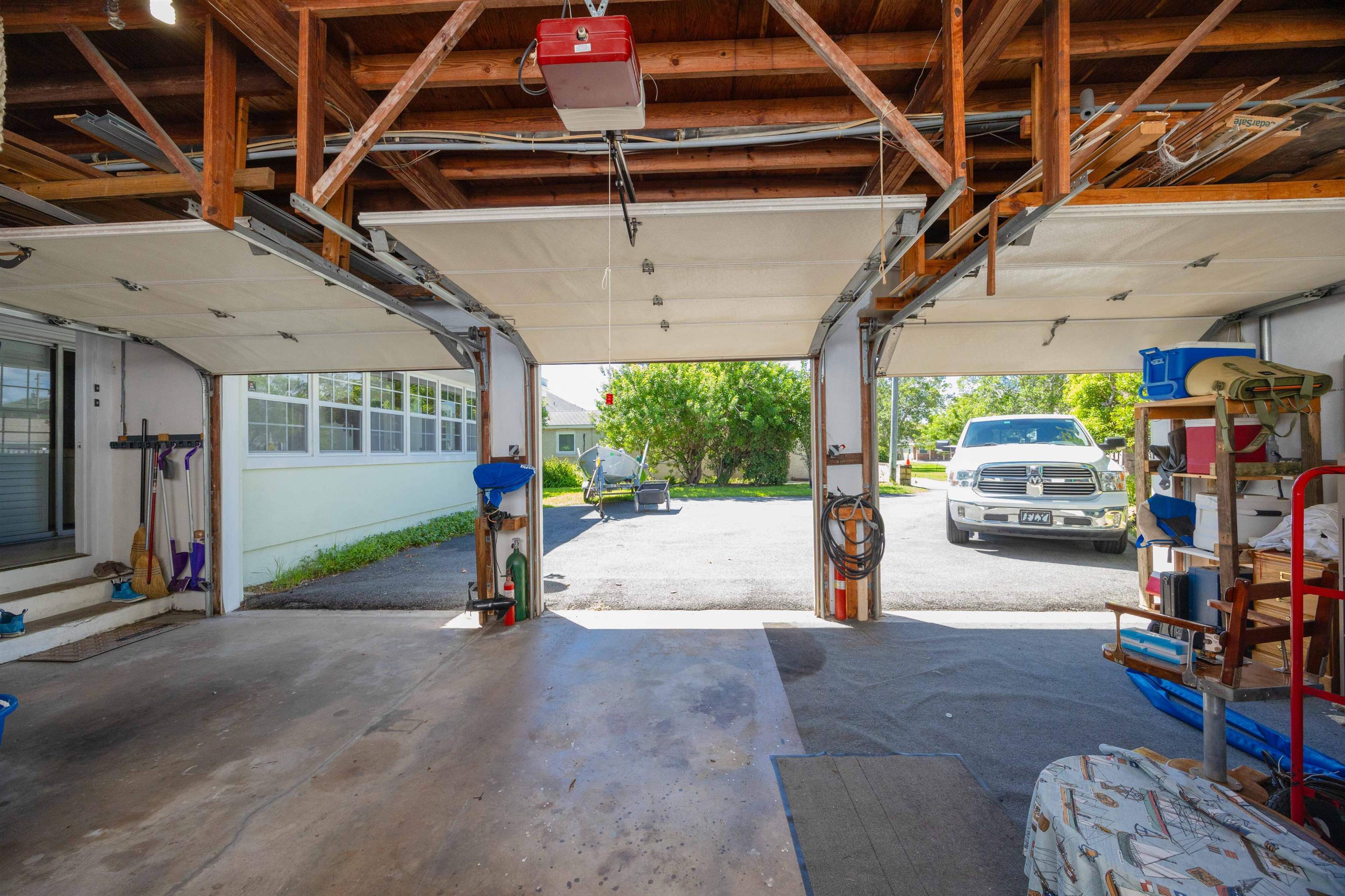 Image 19 of 45 For 124 Inlet Dr