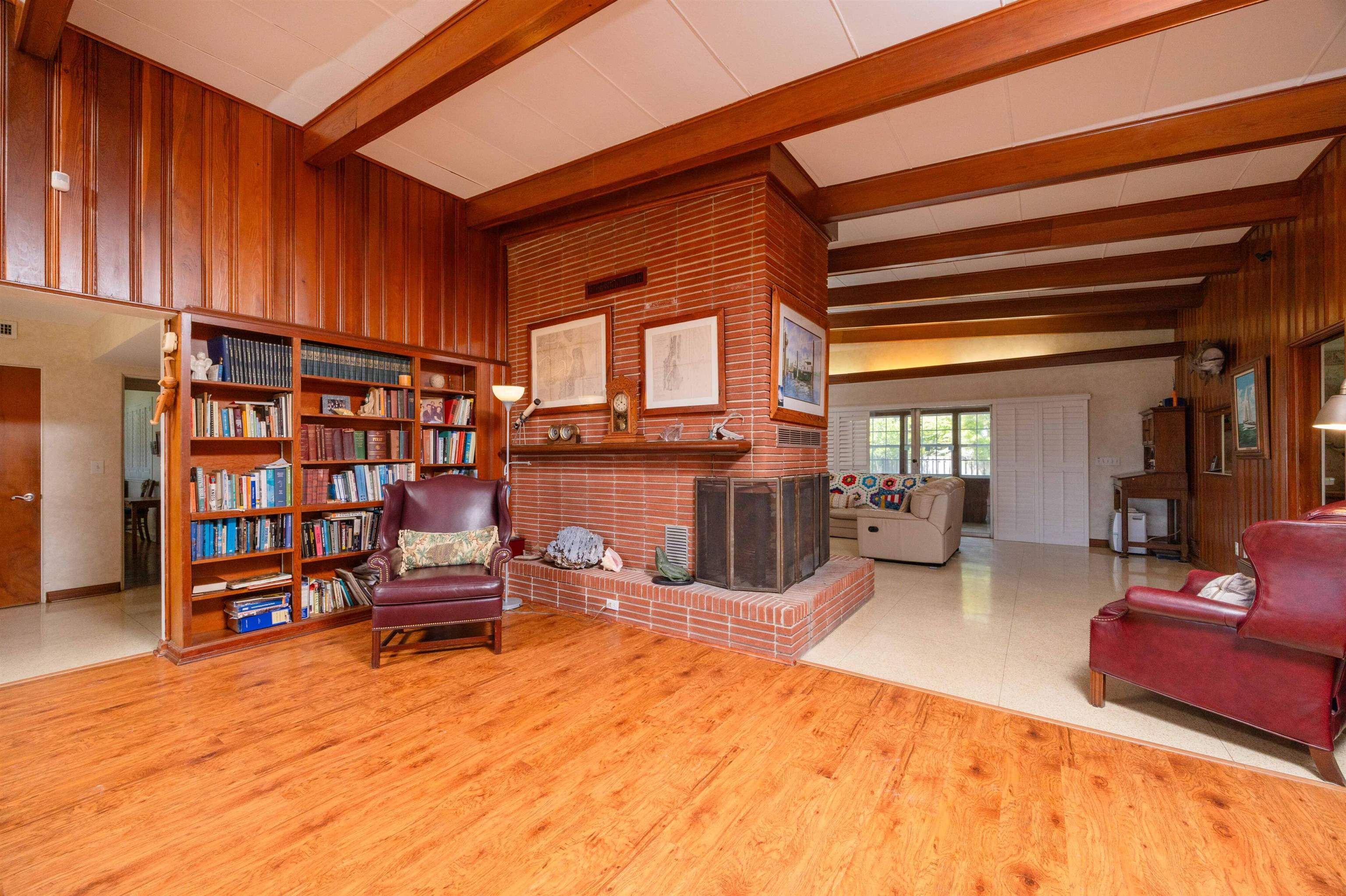 Image 28 of 45 For 124 Inlet Dr