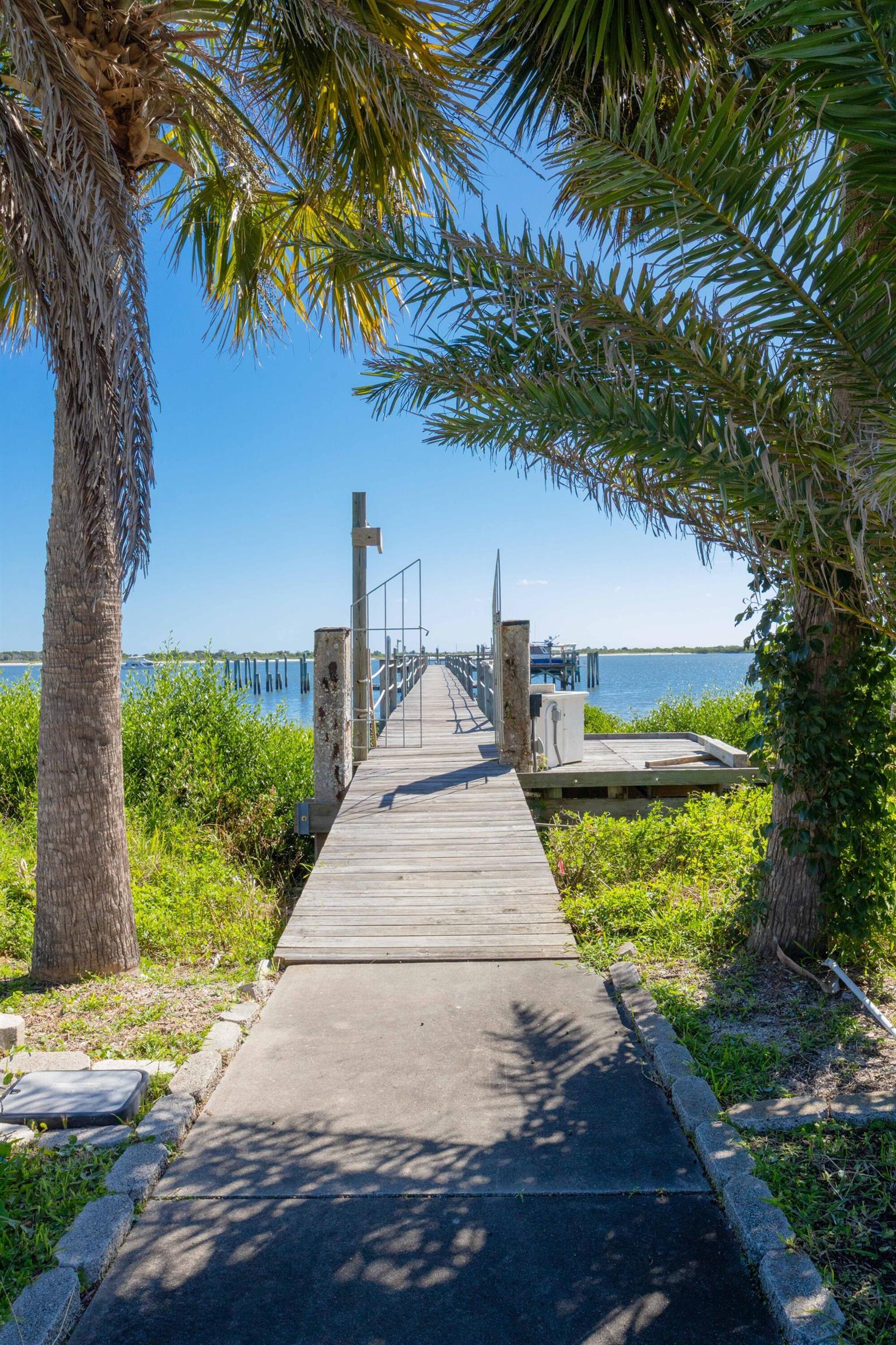 Image 9 of 45 For 124 Inlet Dr