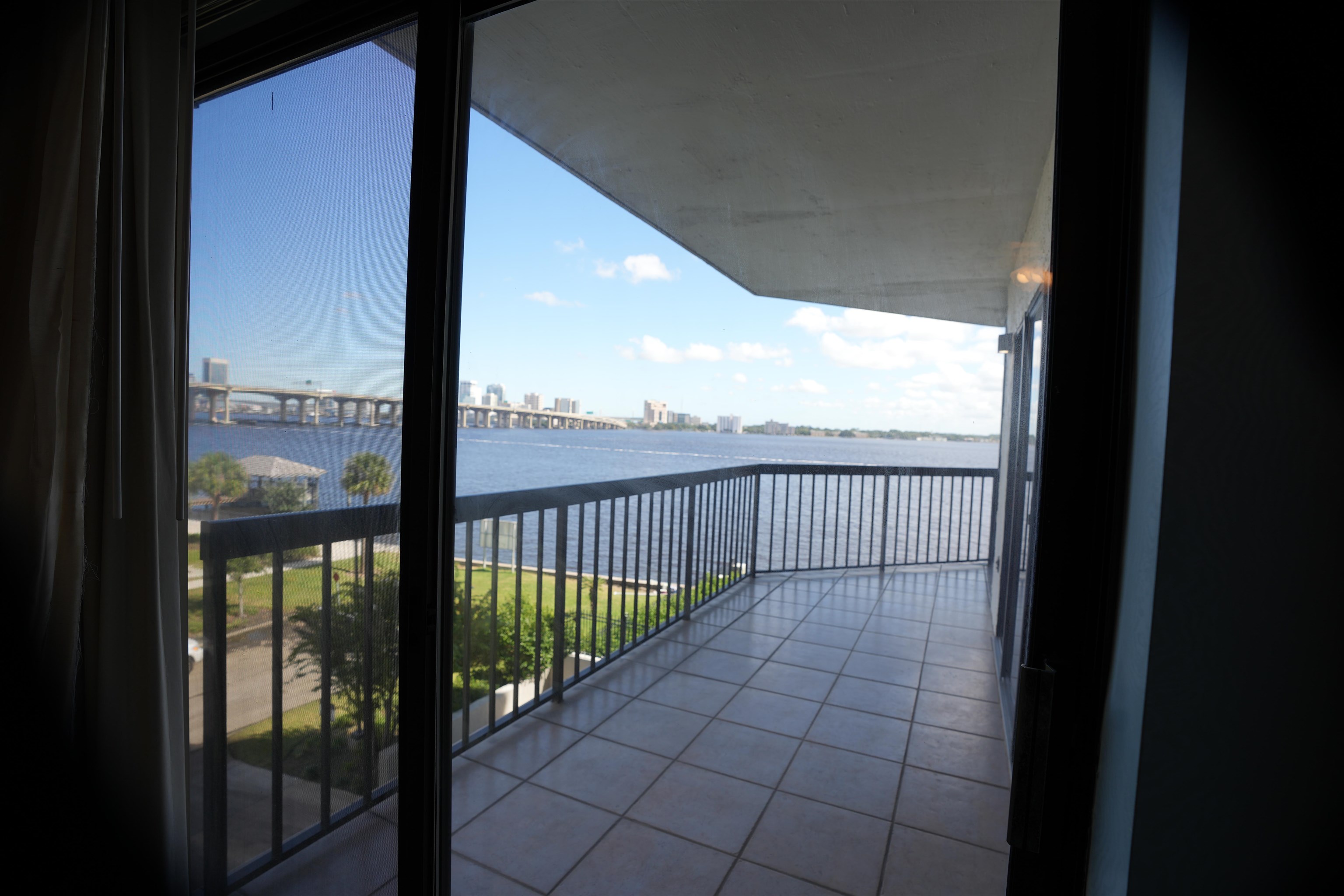 Image 10 of 57 For 505 Lancaster Street  3c