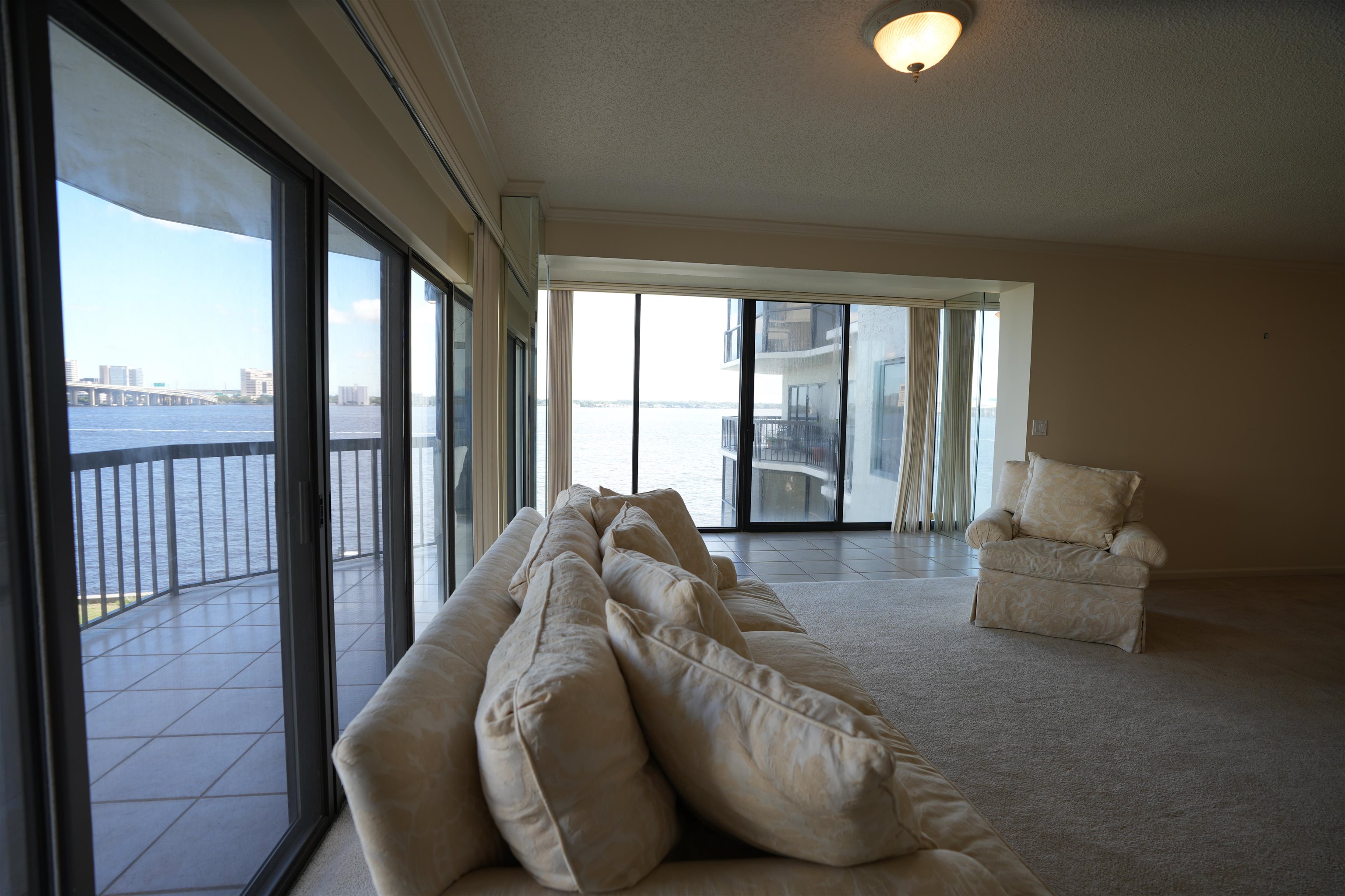 Image 11 of 57 For 505 Lancaster Street  3c