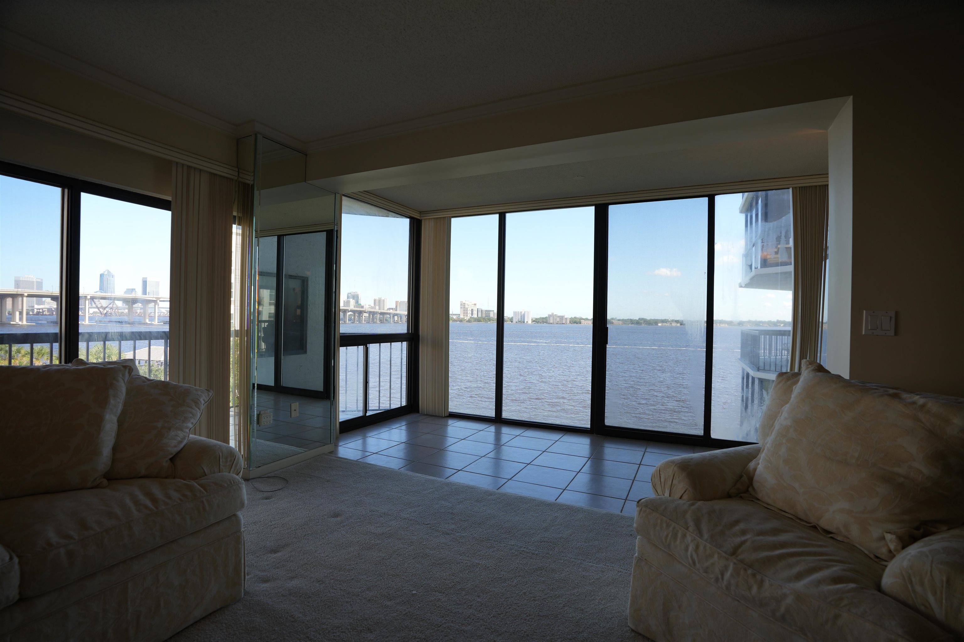 Image 25 of 57 For 505 Lancaster Street  3c