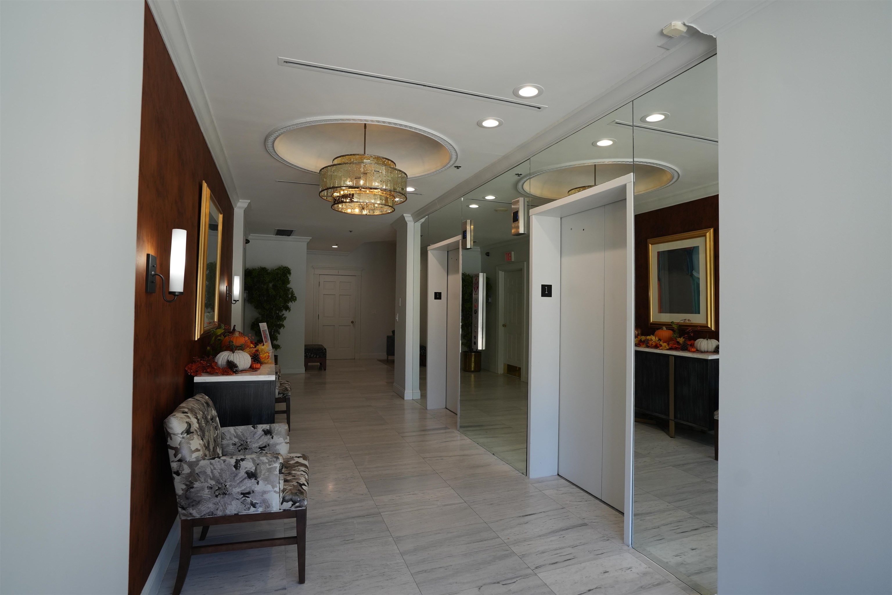 Image 28 of 57 For 505 Lancaster Street  3c