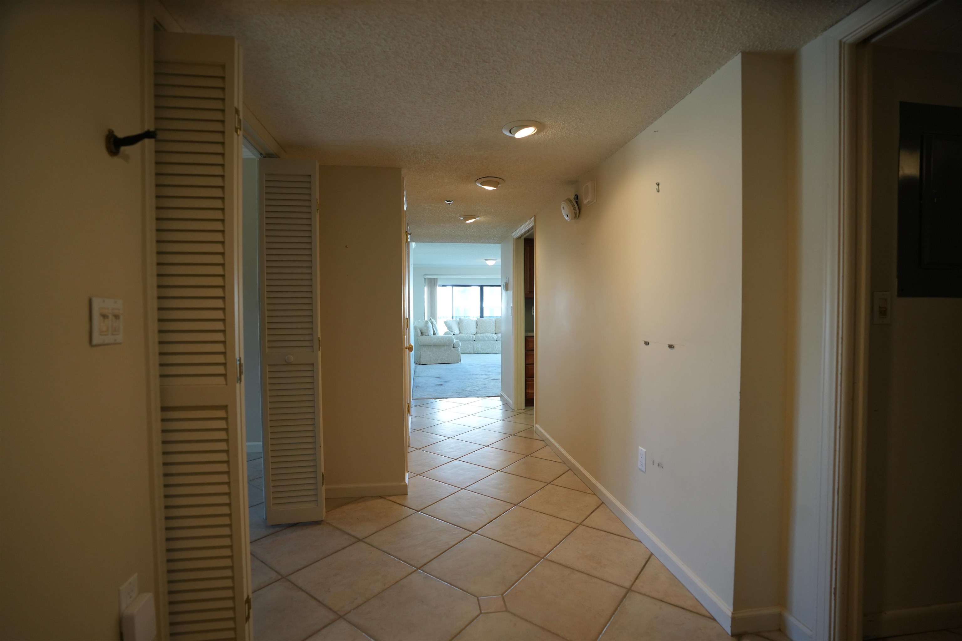 Image 4 of 57 For 505 Lancaster Street  3c