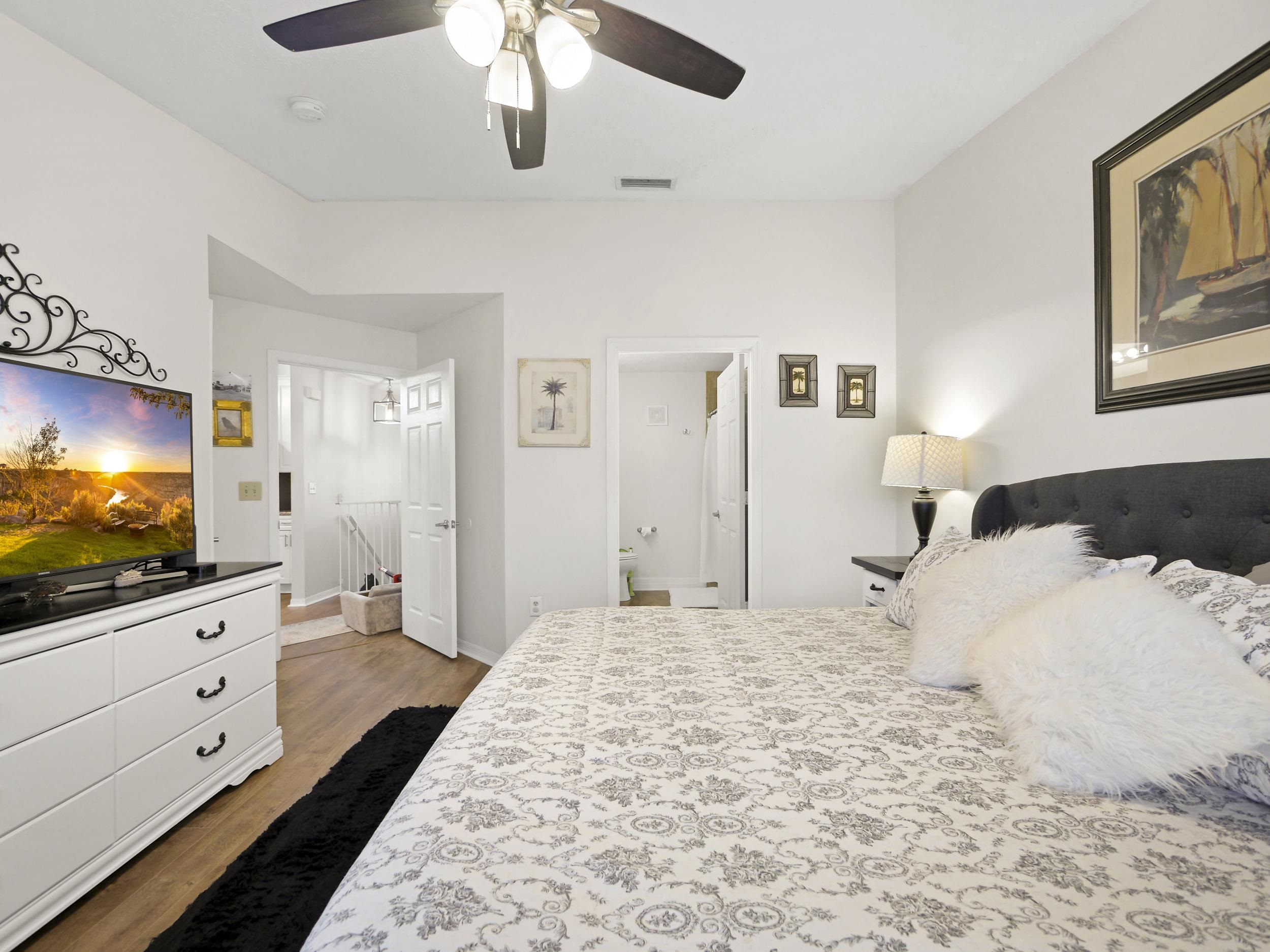 Image 14 of 52 For 35211 Harbour Vista Cir