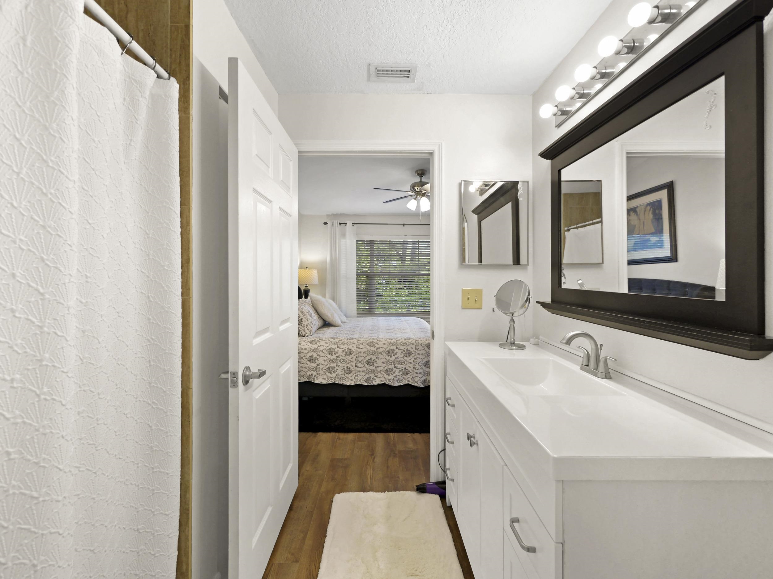 Image 16 of 52 For 35211 Harbour Vista Cir