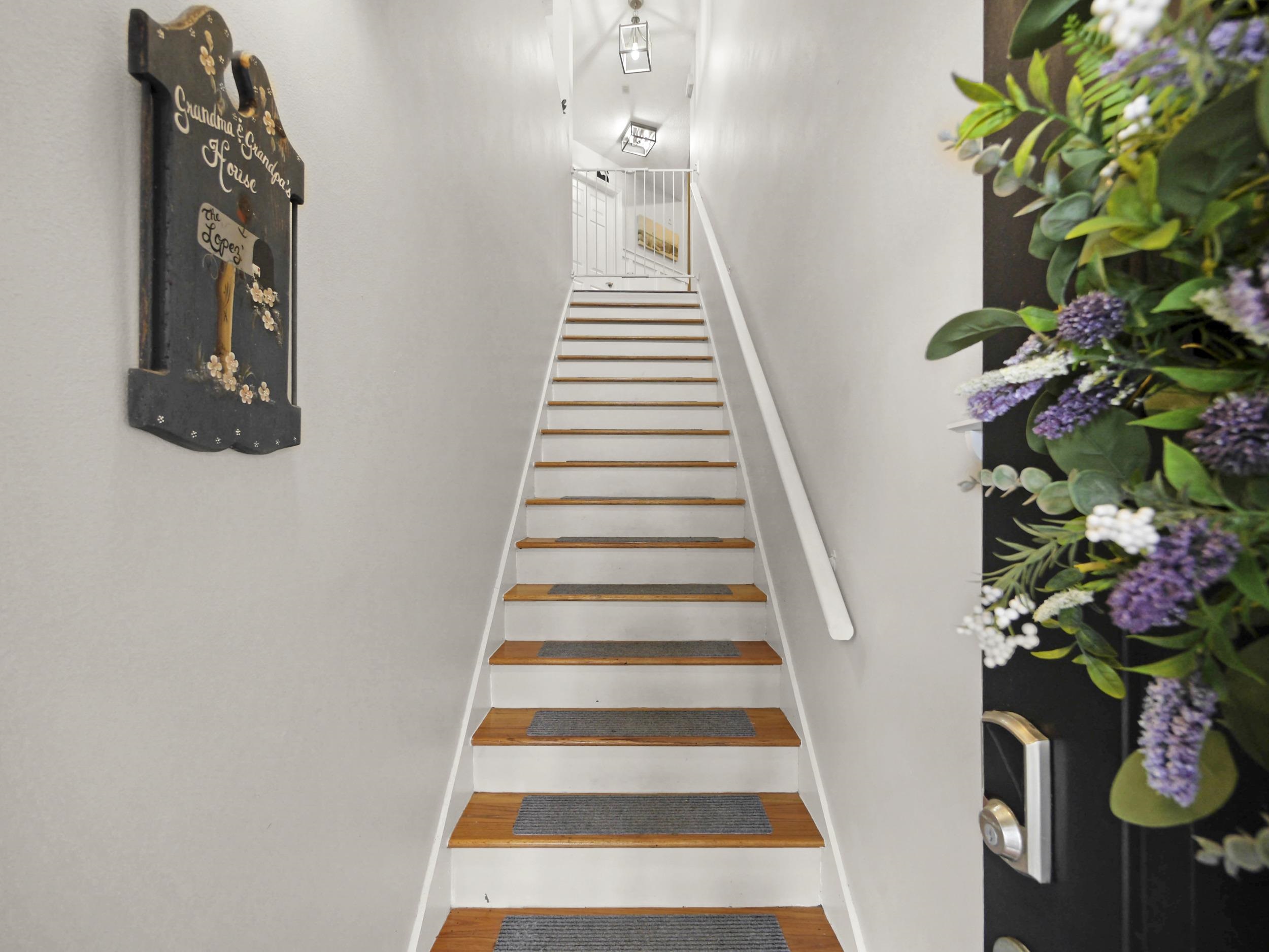 Image 4 of 52 For 35211 Harbour Vista Cir