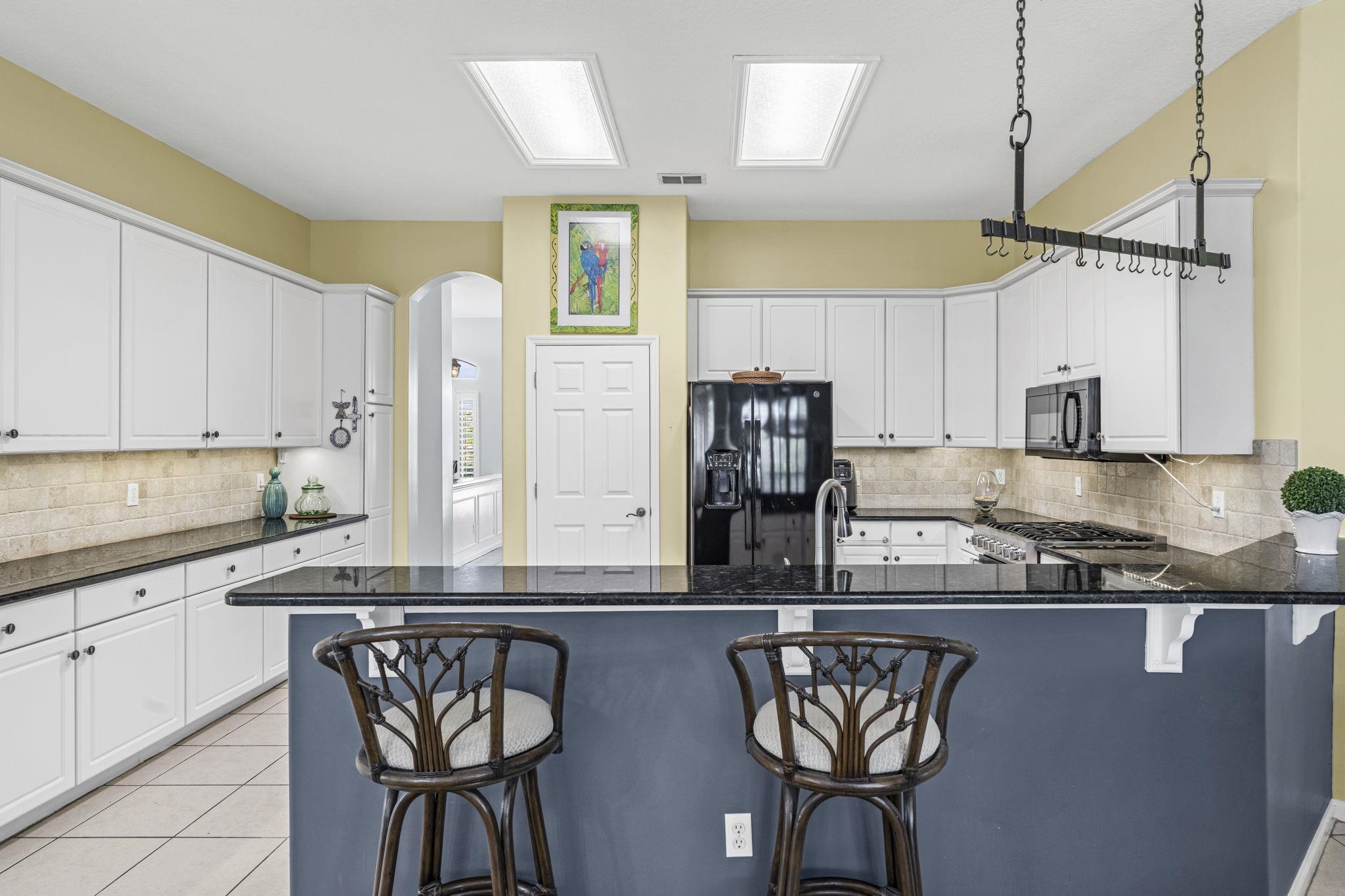 Image 19 of 61 For 304 Coconut Grove Court