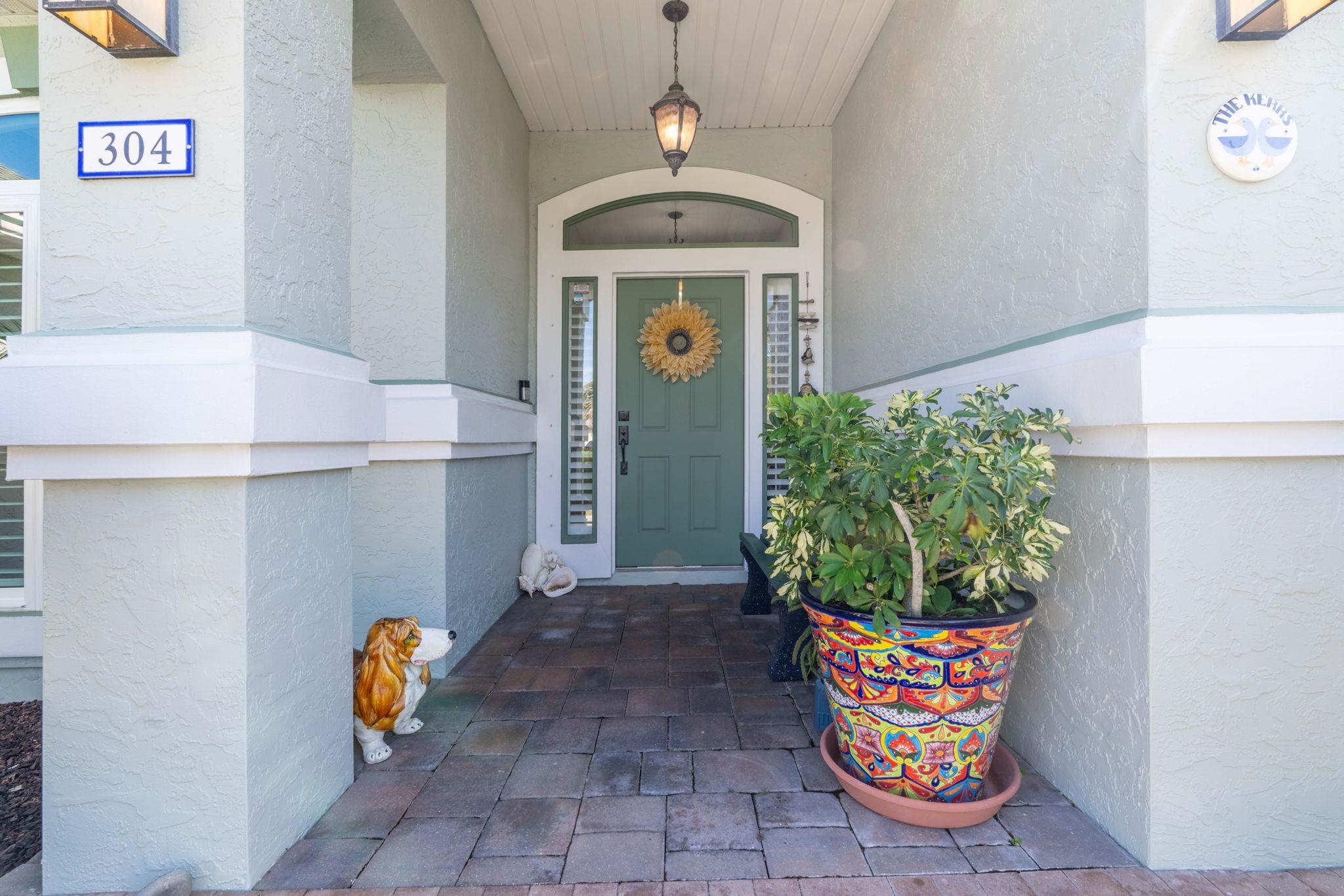 Image 4 of 61 For 304 Coconut Grove Court