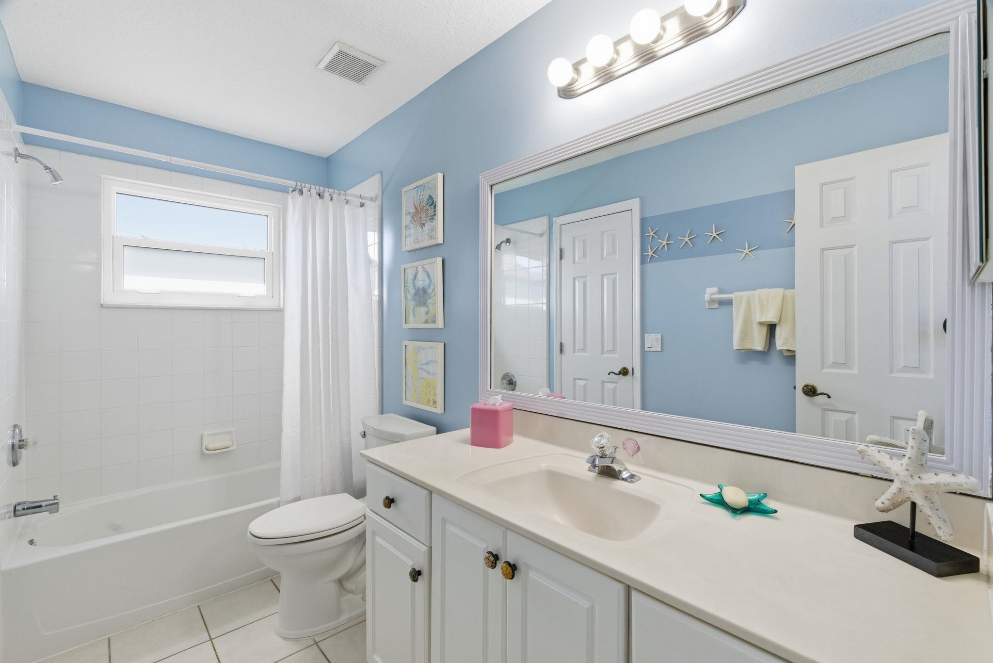 Image 40 of 61 For 304 Coconut Grove Court