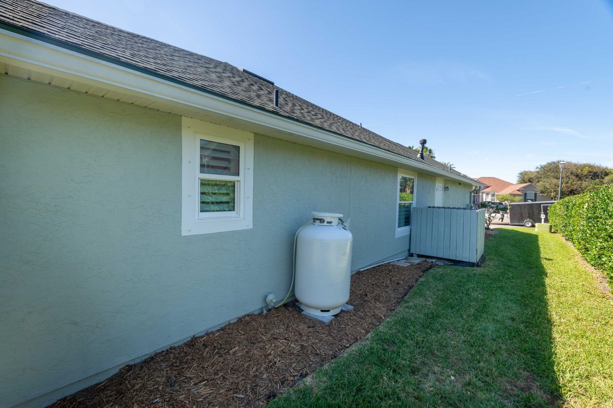 Image 51 of 61 For 304 Coconut Grove Court