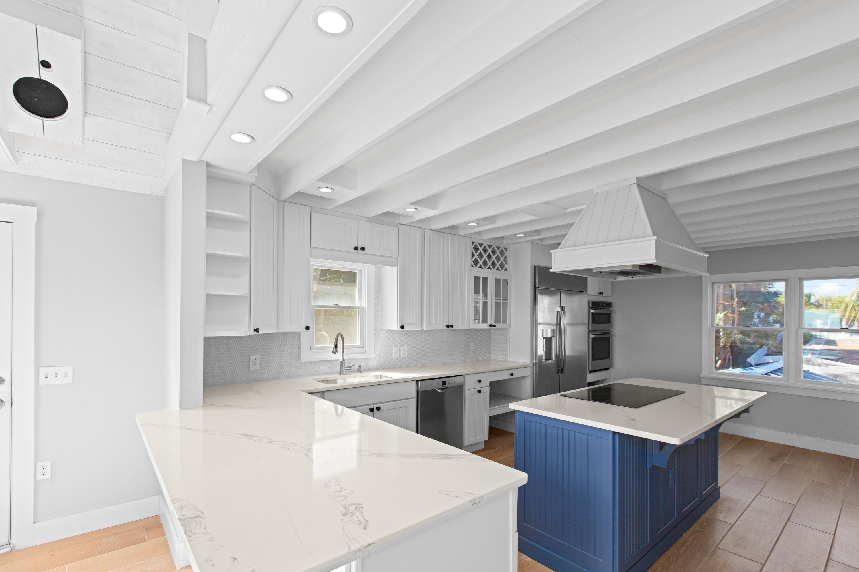 Image 33 of 100 For 5336 Atlantic View