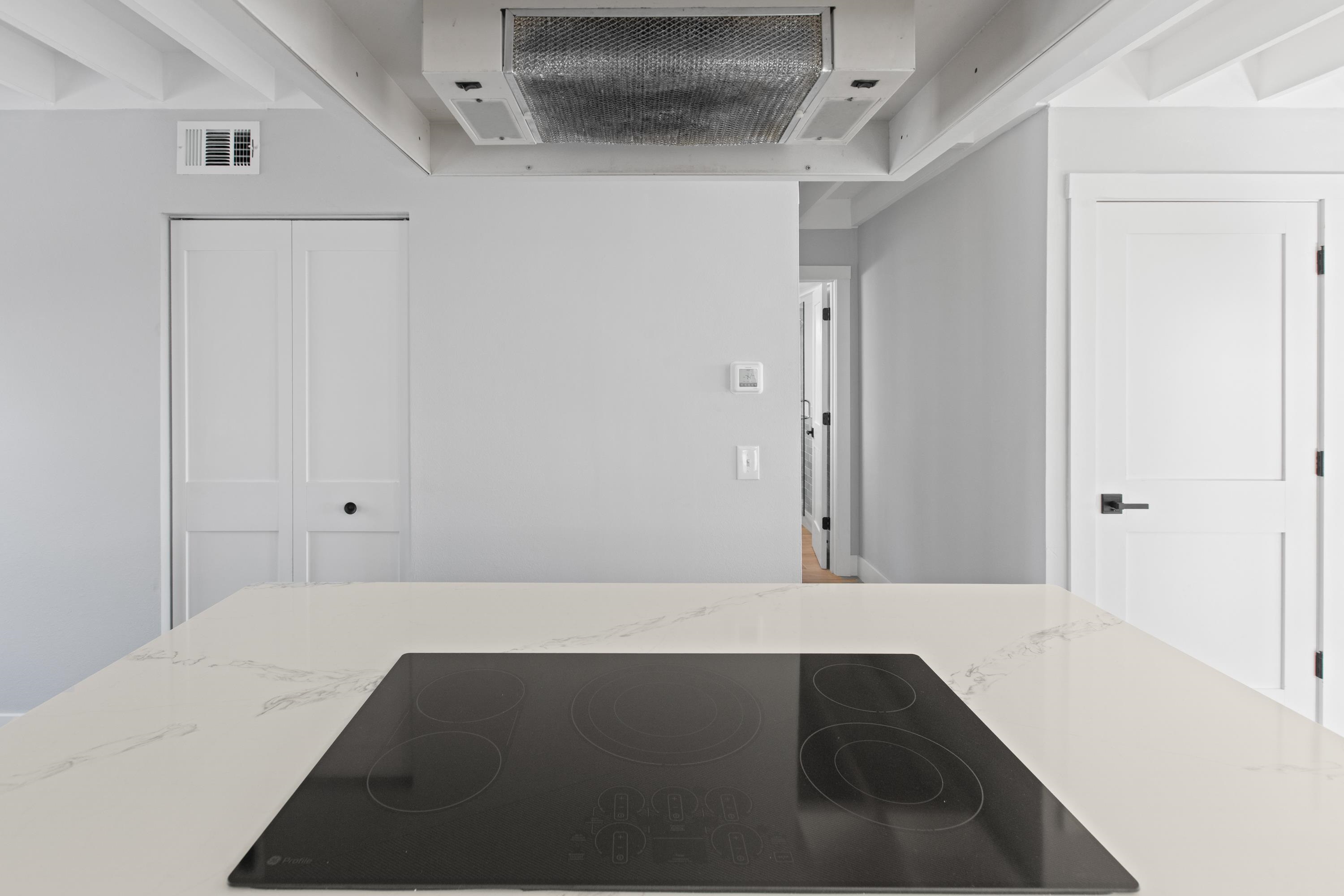 Image 38 of 100 For 5336 Atlantic View