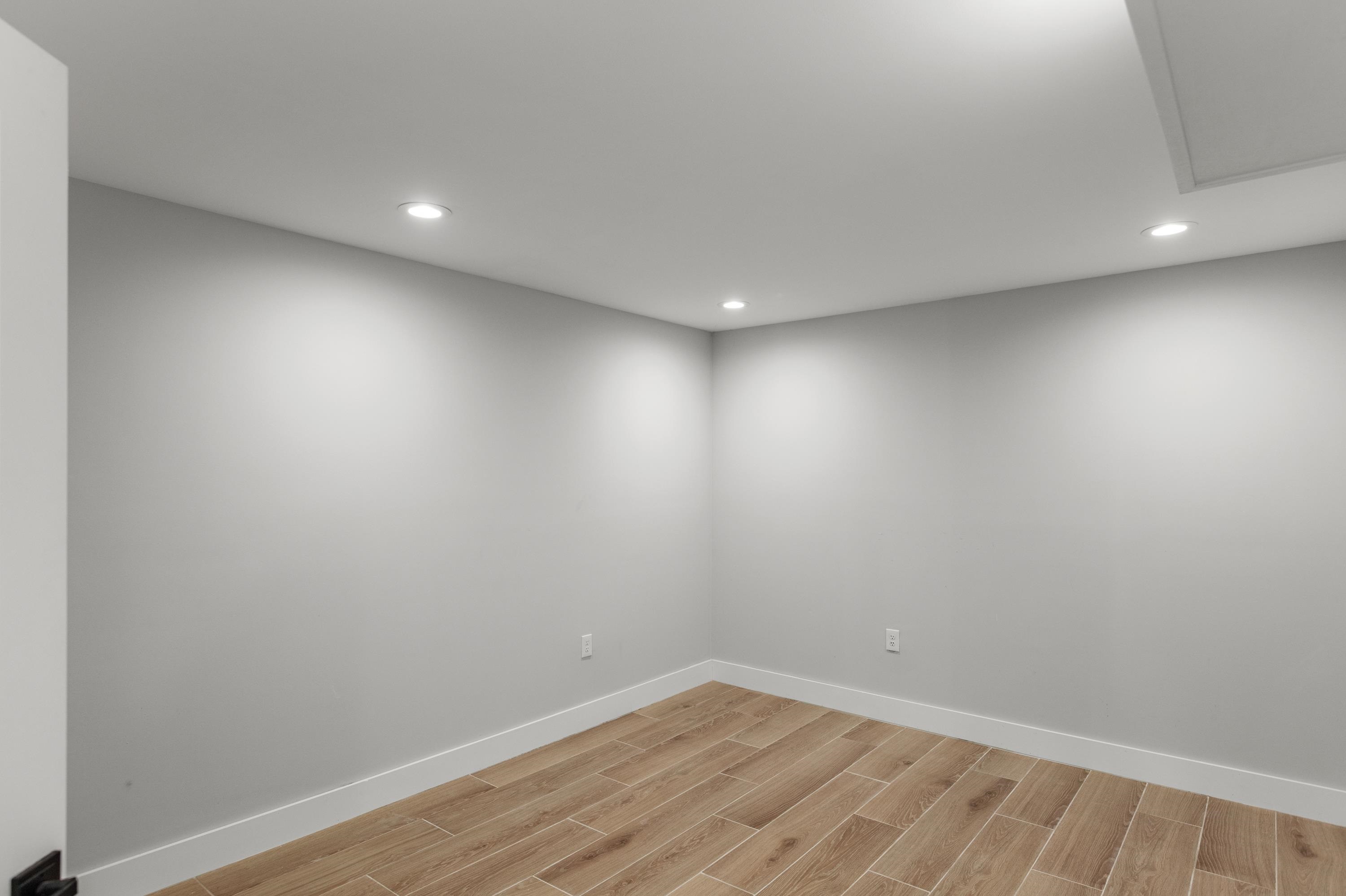 Image 54 of 100 For 5336 Atlantic View