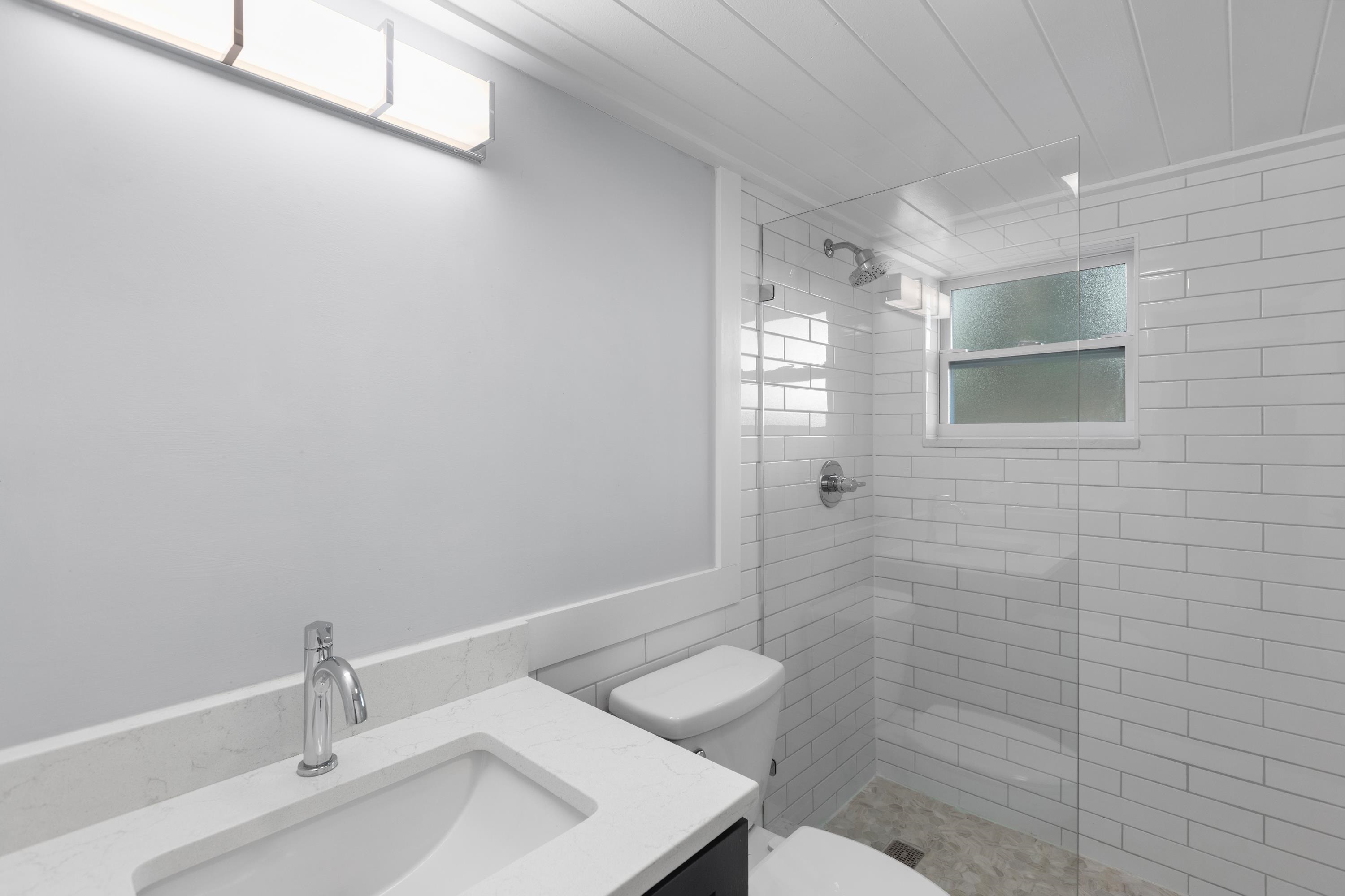 Image 61 of 100 For 5336 Atlantic View