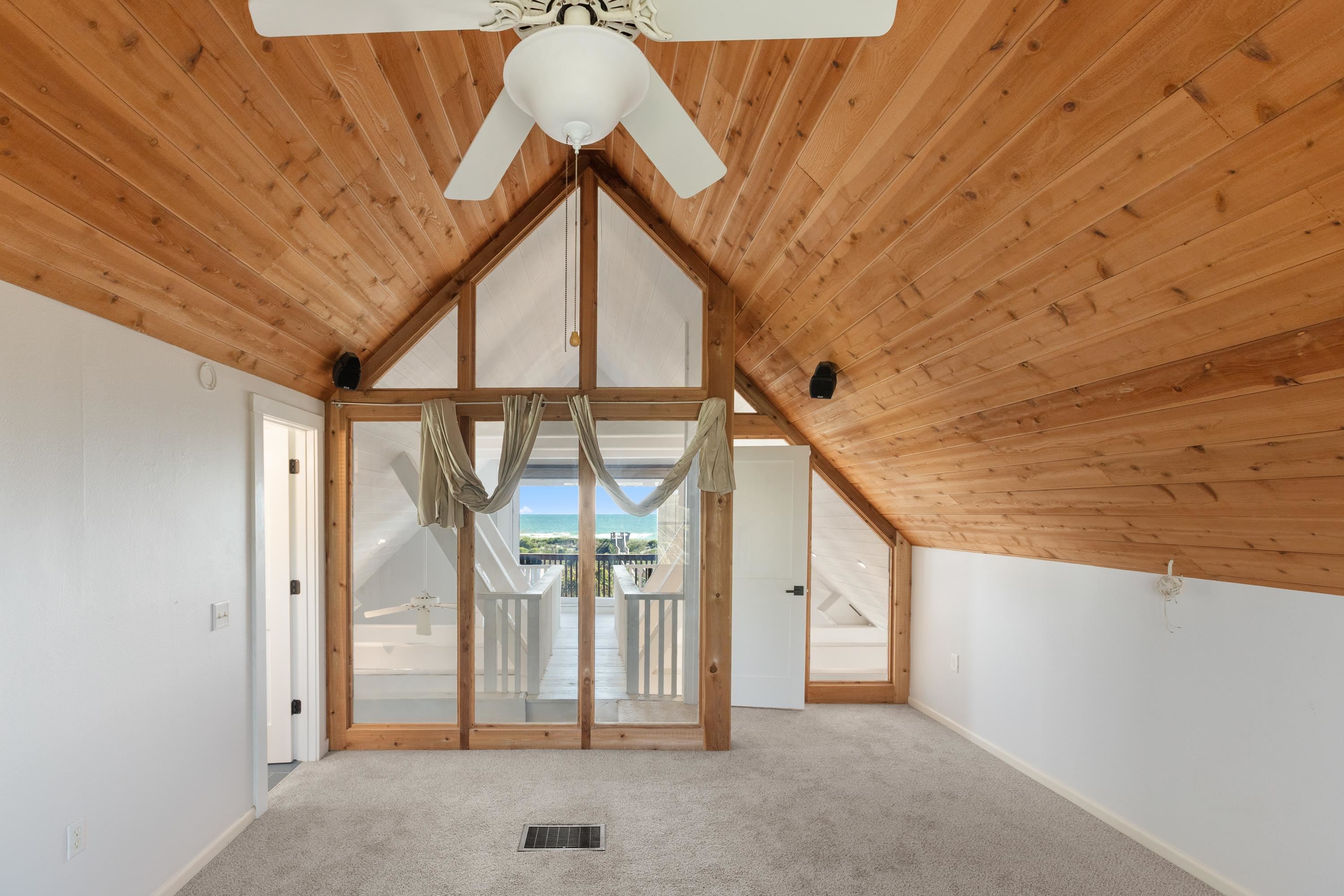 Image 71 of 100 For 5336 Atlantic View