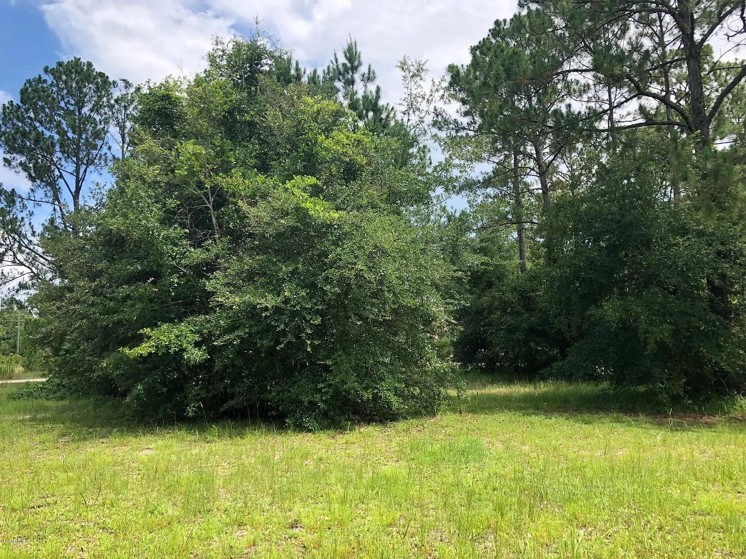 Details for 105 Terri Dr, Palatka, FL 32177