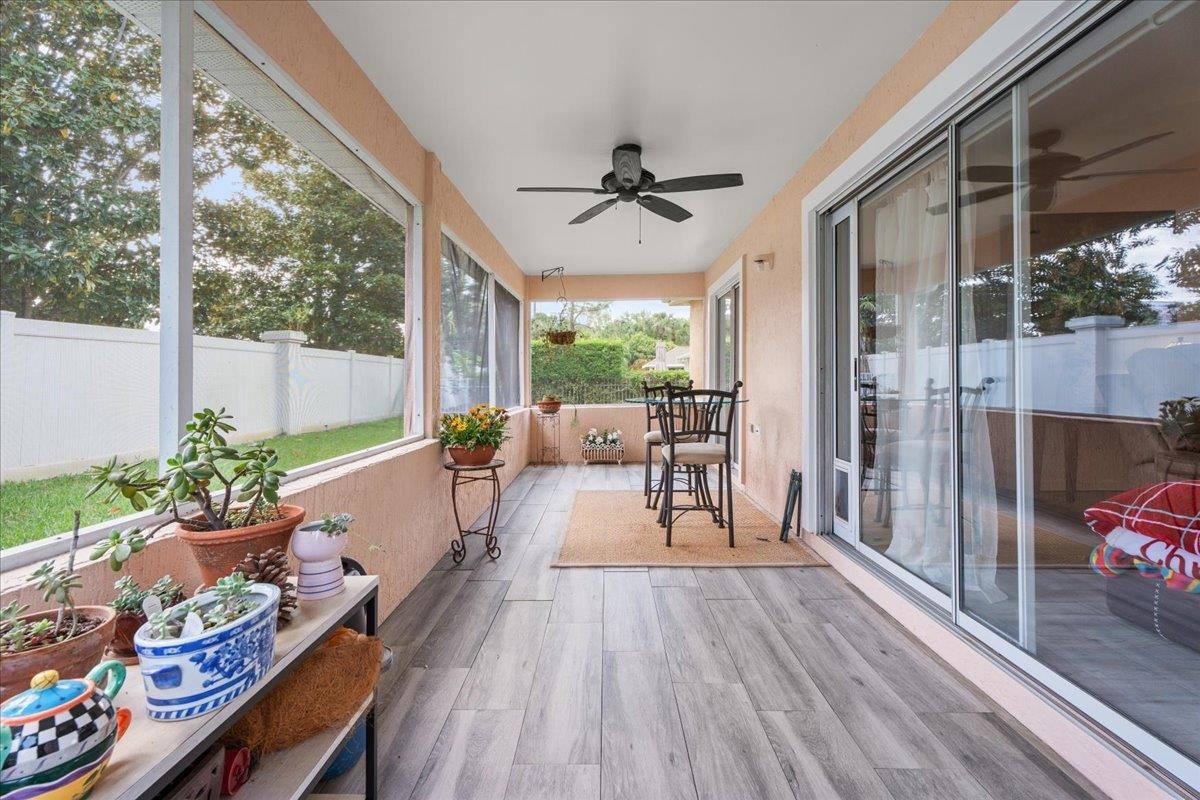 Image 22 of 25 For 60 Anastasia Lakes Dr