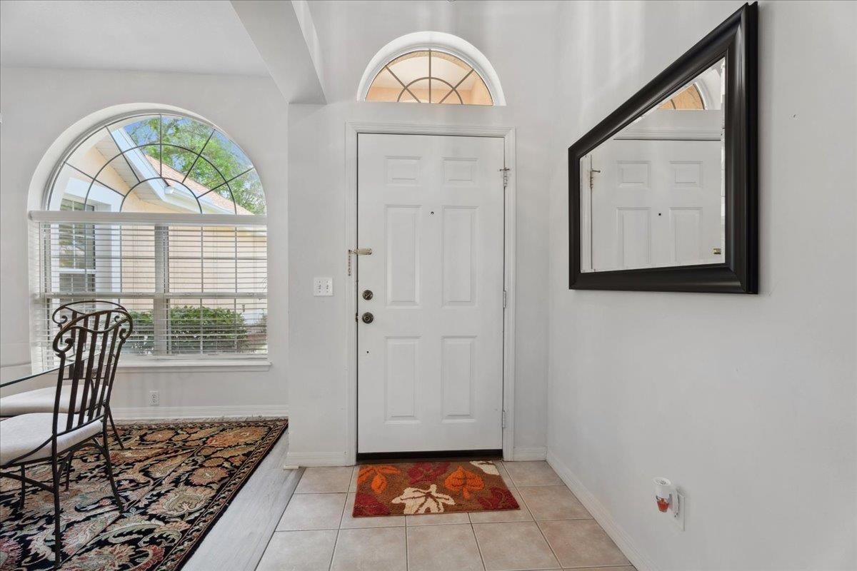 Image 8 of 25 For 60 Anastasia Lakes Dr