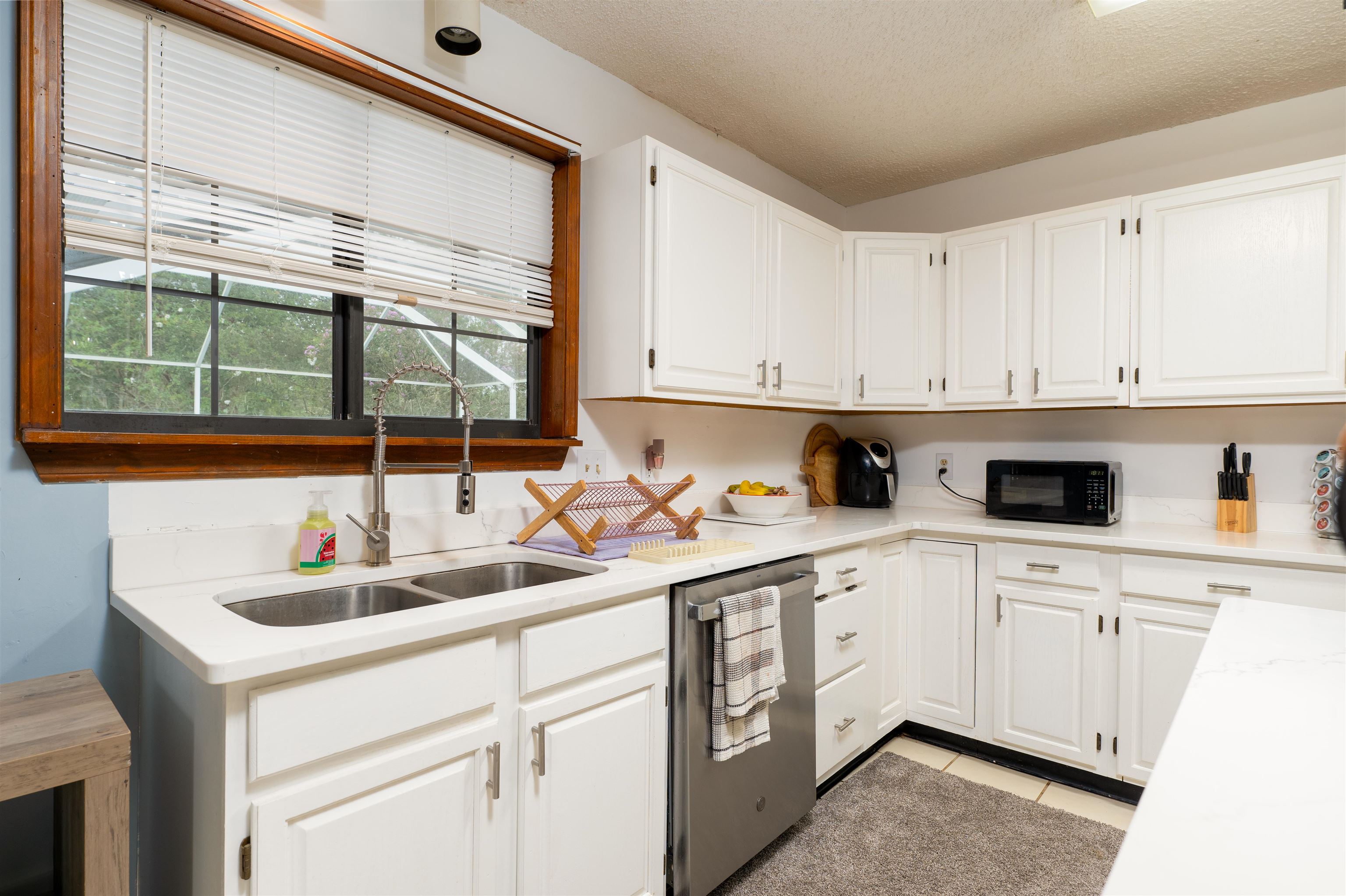 Image 20 of 51 For 4109 Pine Run Cir