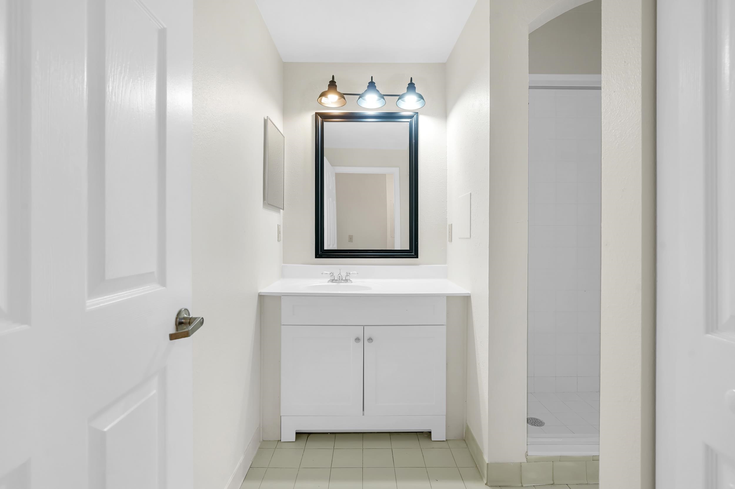 Image 16 of 50 For 33111 Harbour Vista Circle