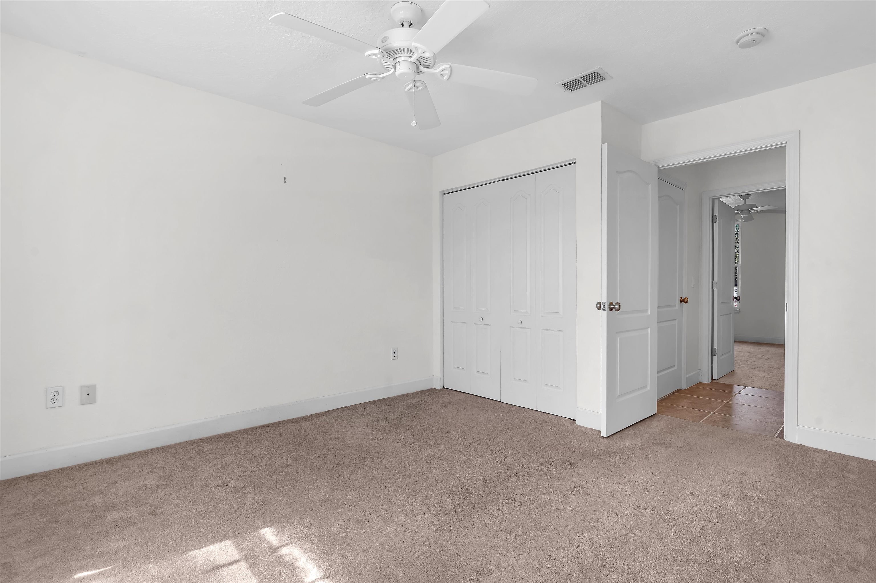 Image 21 of 40 For 626 Shores Blvd