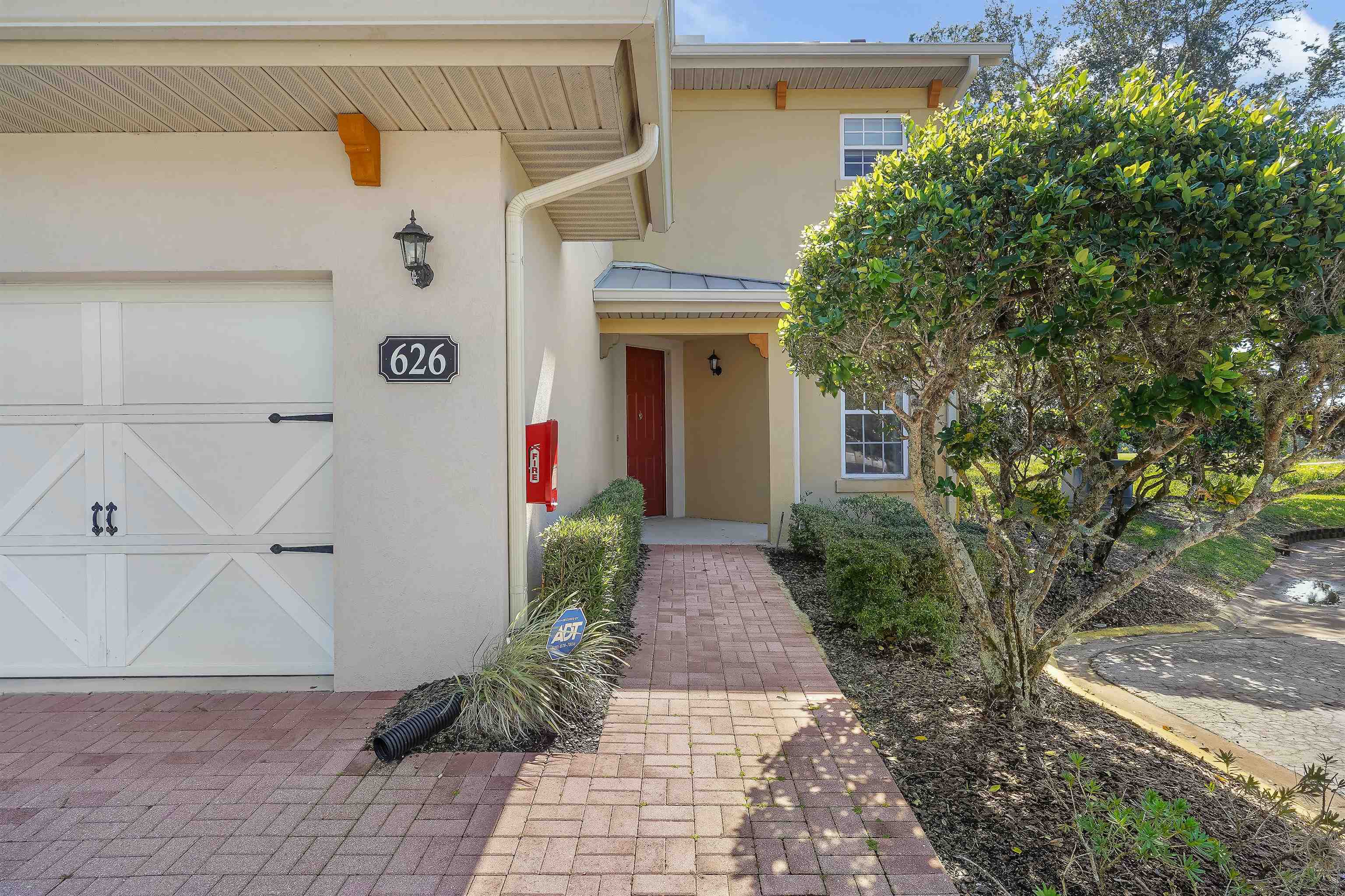 Image 7 of 40 For 626 Shores Blvd