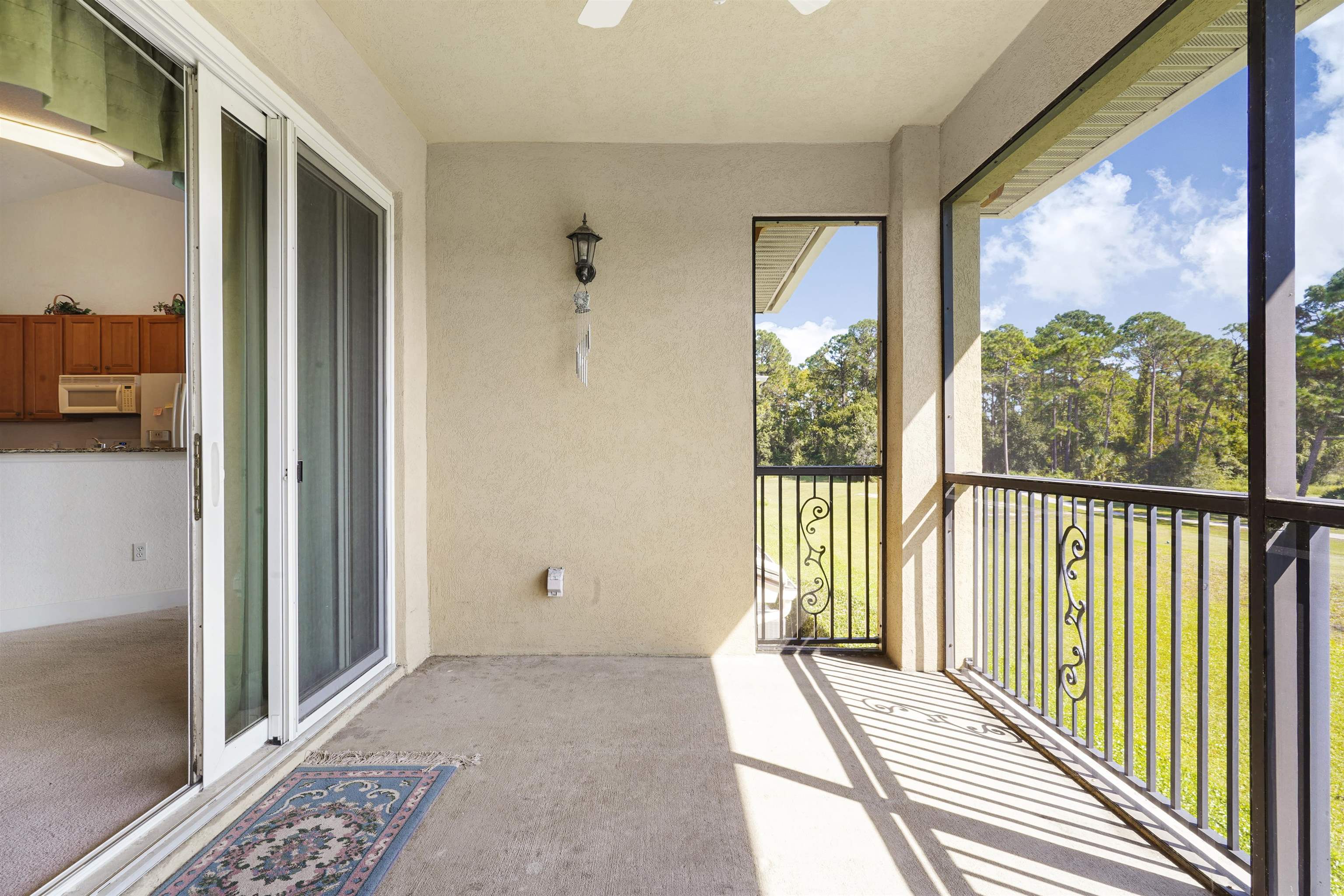 Image 36 of 47 For 632 Shores Blvd