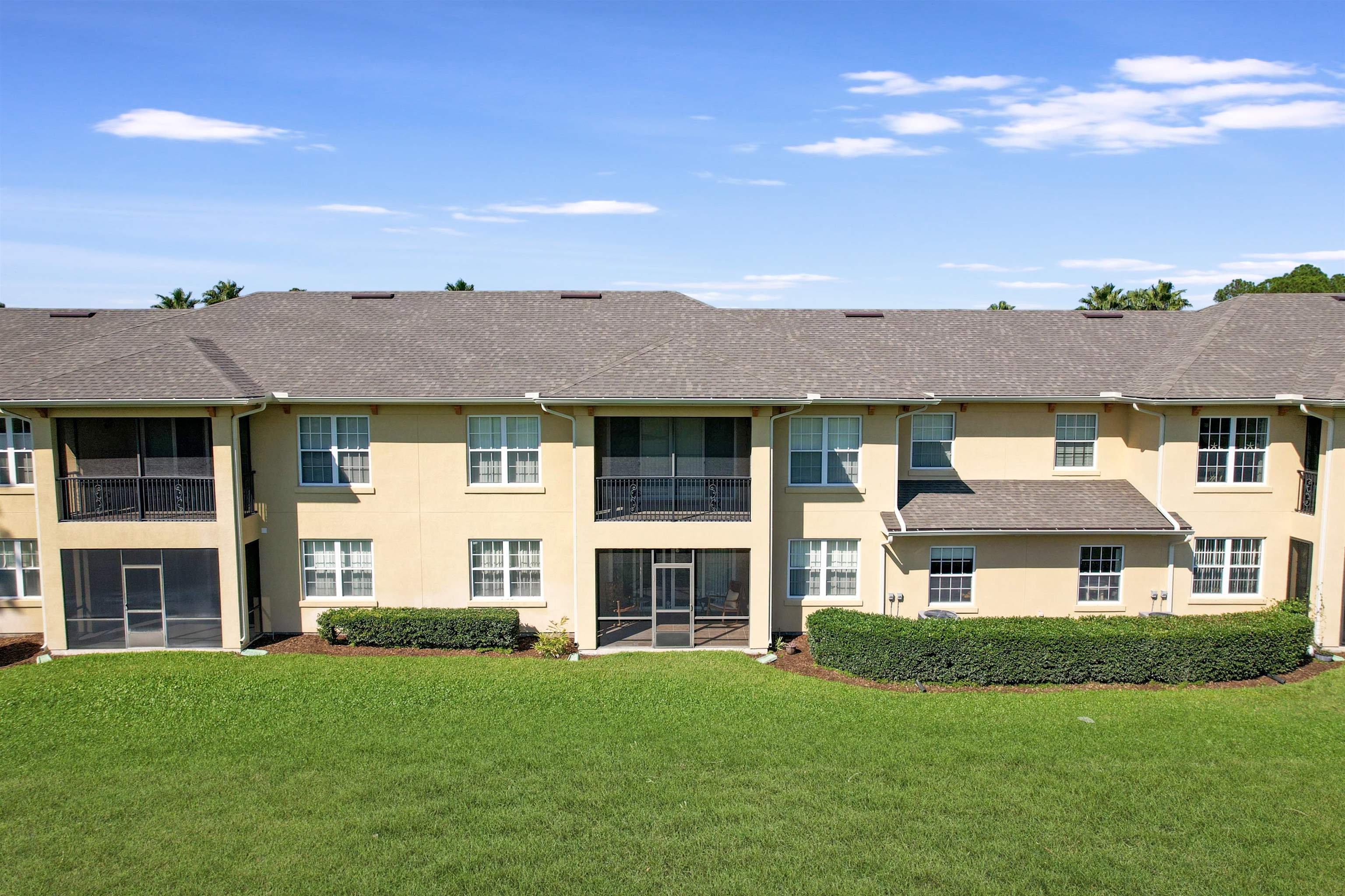 Image 39 of 47 For 632 Shores Blvd