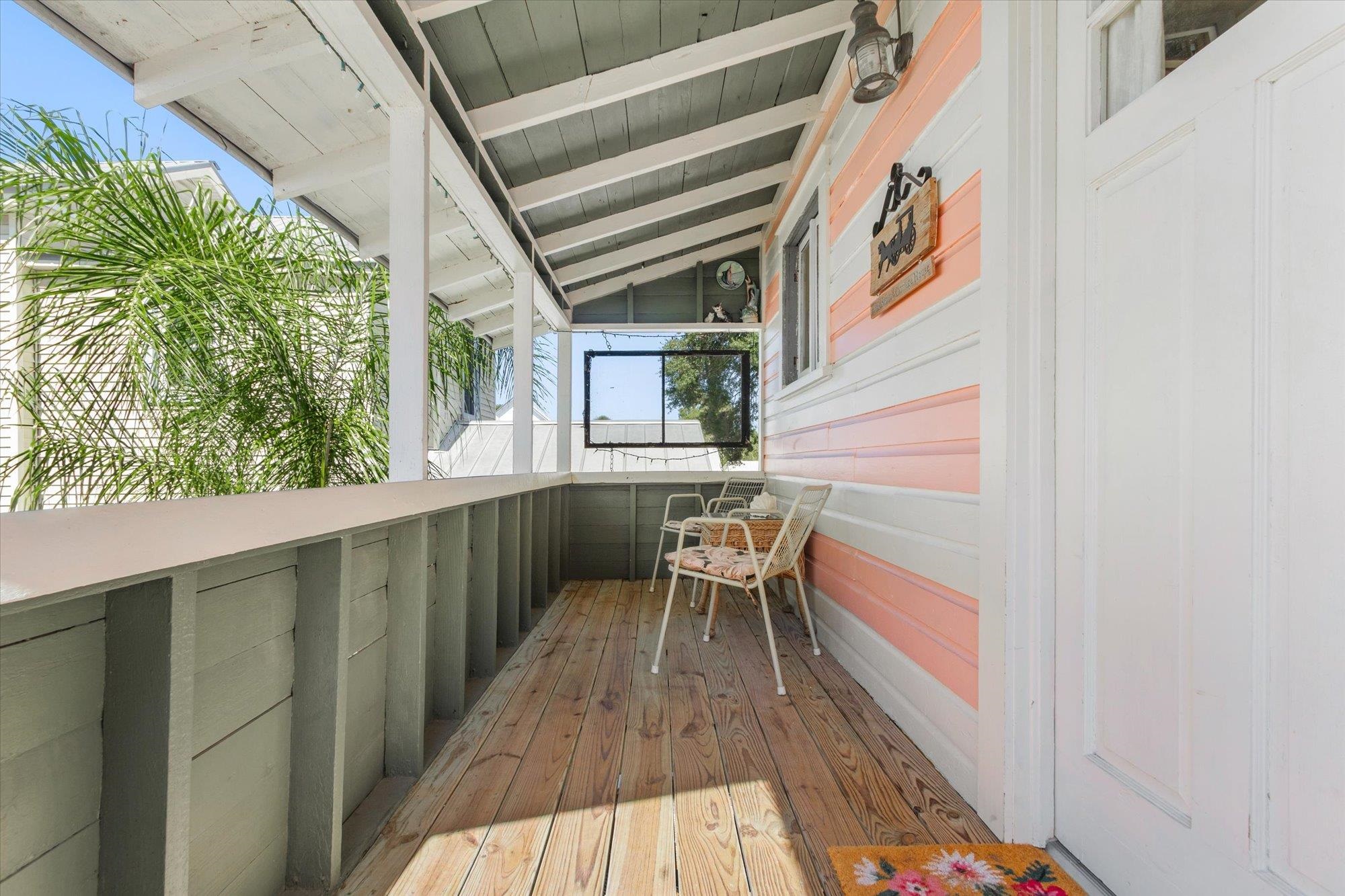 Image 38 of 76 For 16 Locust St