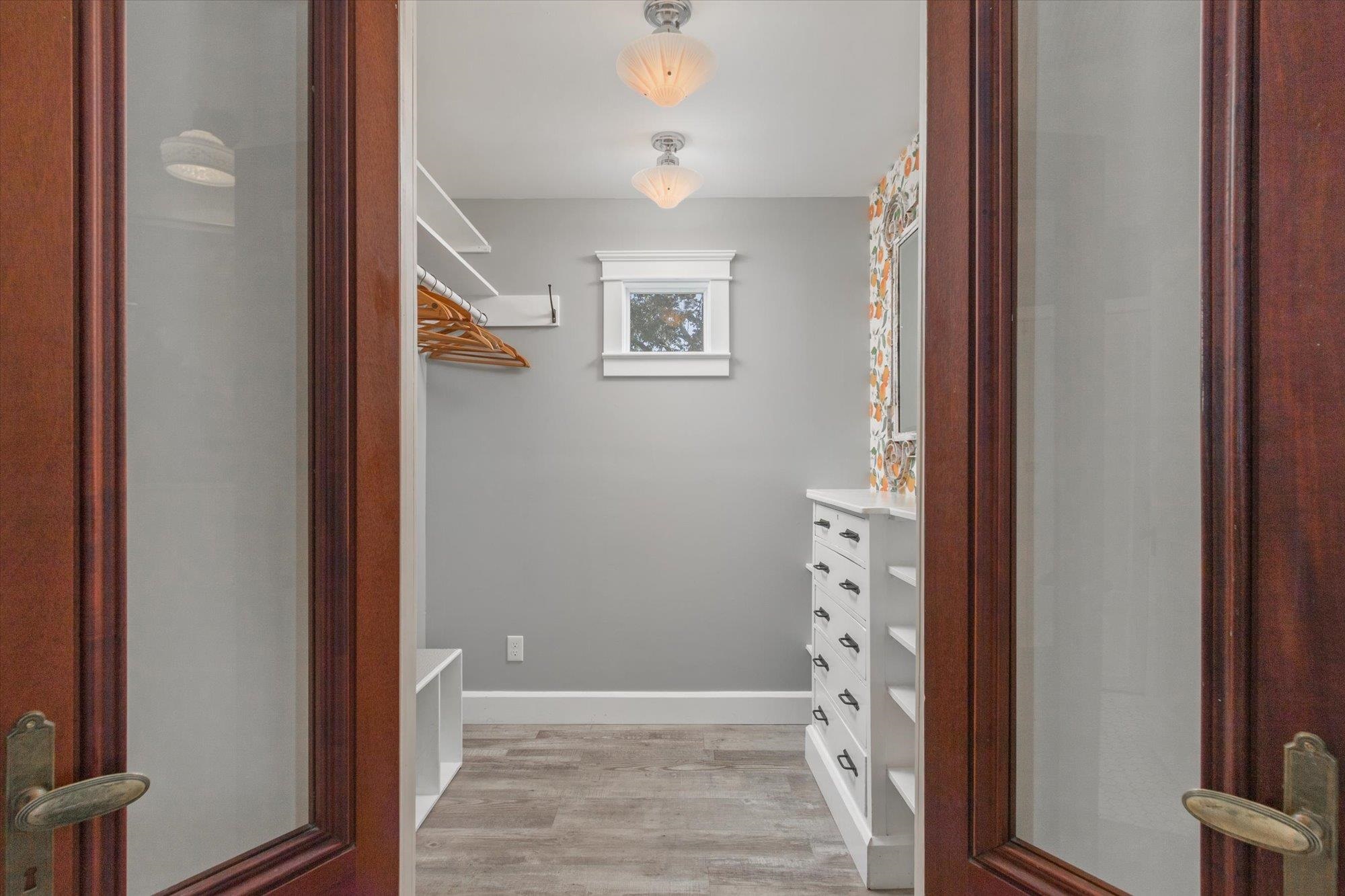 Image 50 of 76 For 16 Locust St