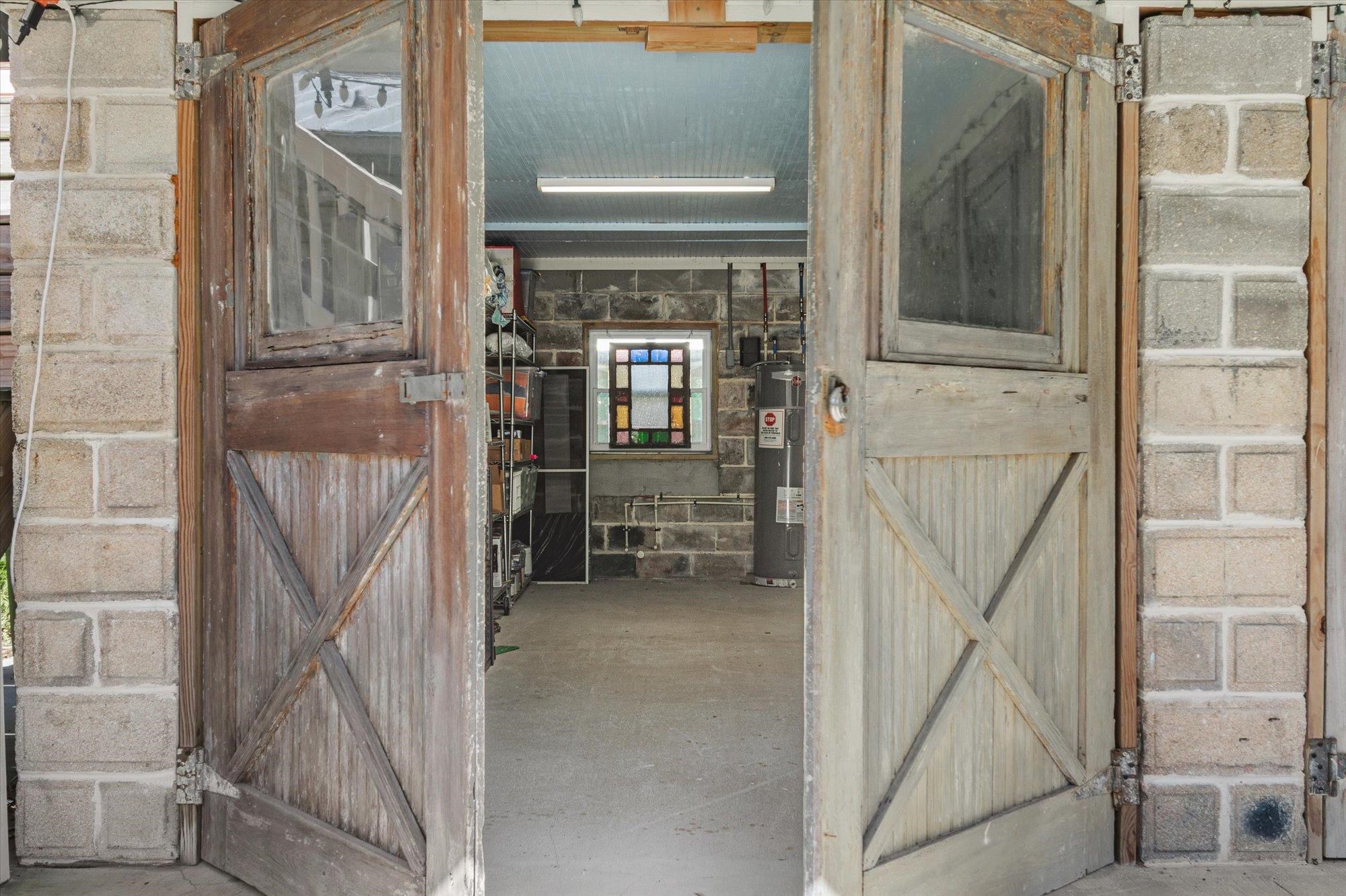 Image 56 of 76 For 16 Locust St