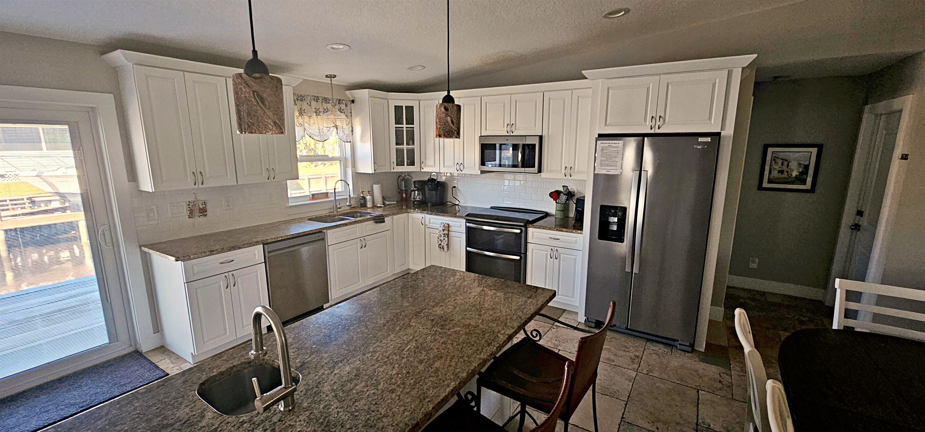 Image 8 of 25 For 278 Villa Verda Rd