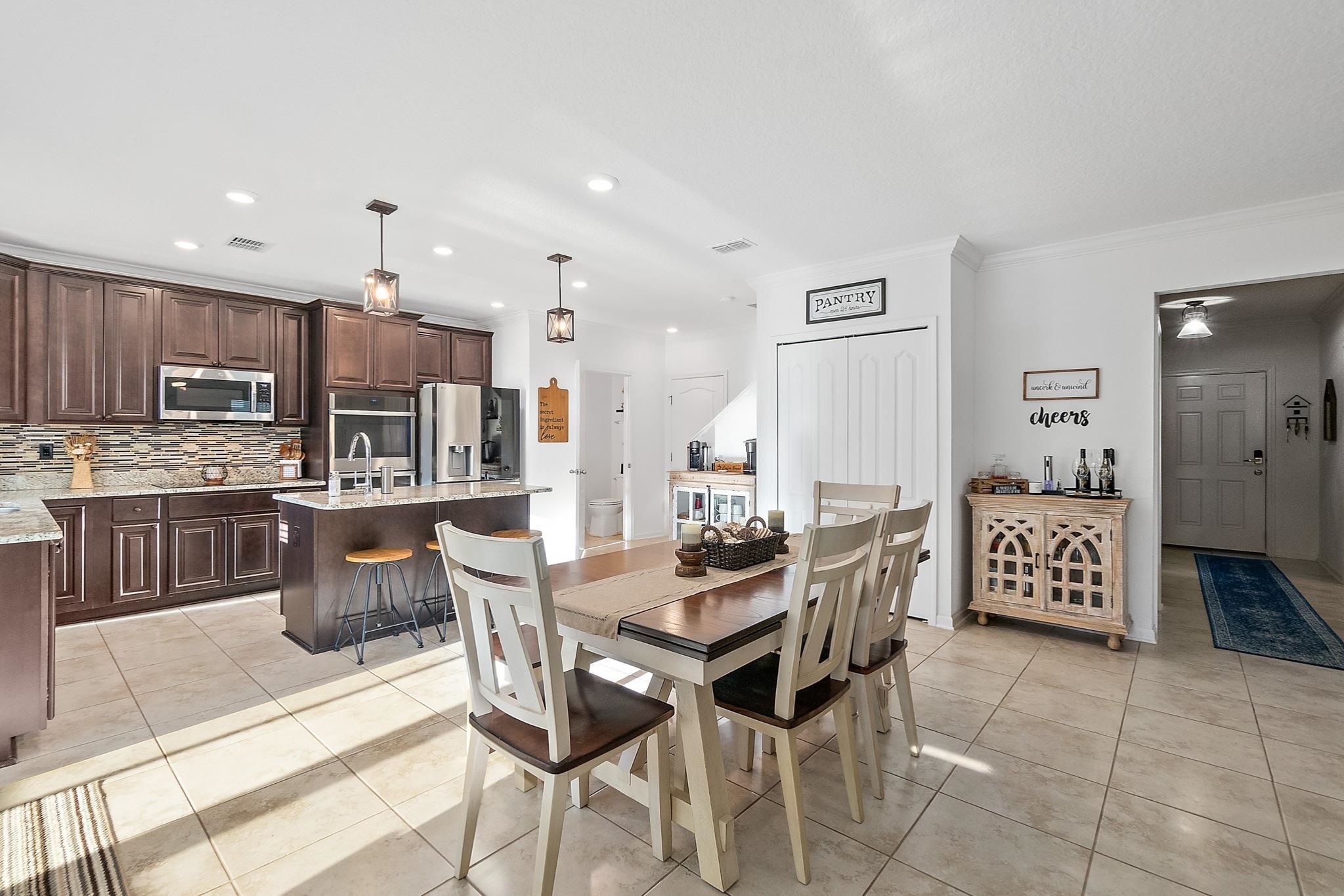 Image 15 of 47 For 246 Aventurine Ave