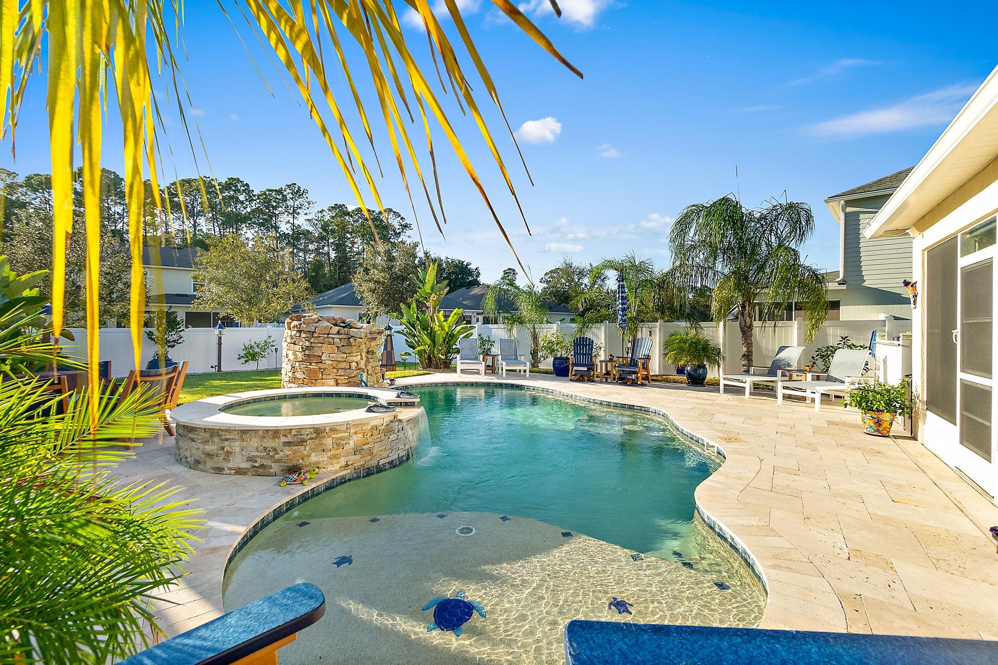 Image 6 of 47 For 246 Aventurine Ave