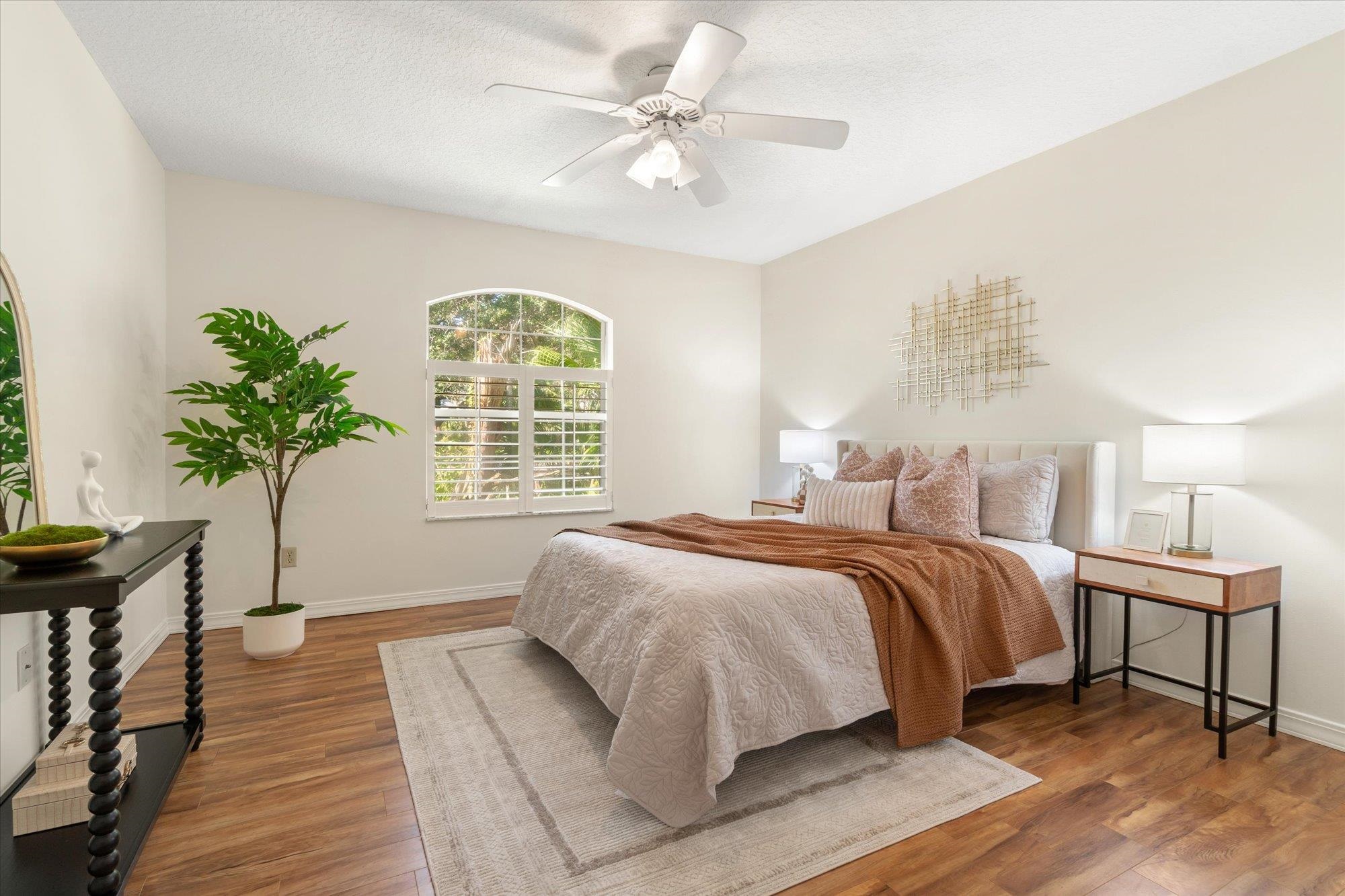 Image 14 of 35 For 34 Ocean Pines Dr