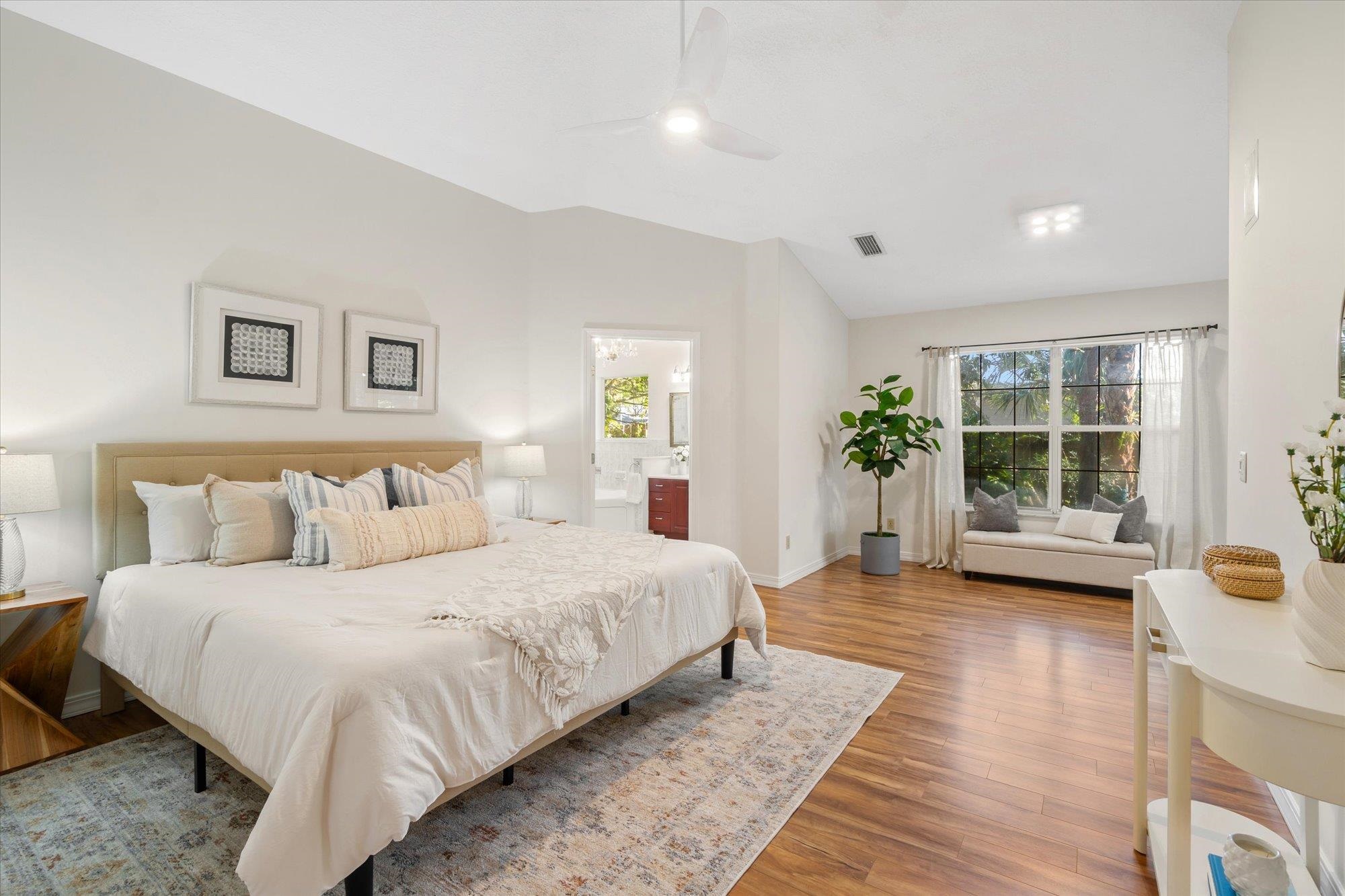 Image 17 of 35 For 34 Ocean Pines Dr