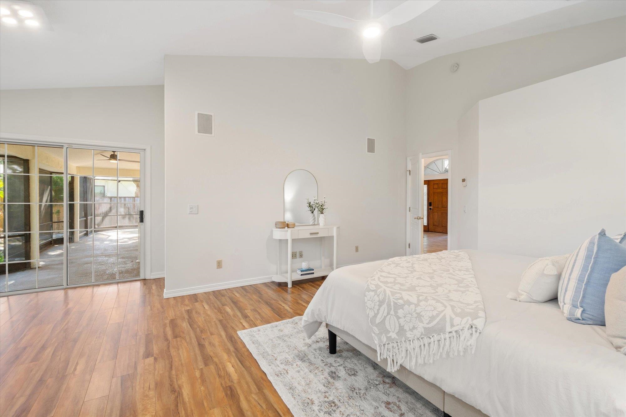 Image 18 of 35 For 34 Ocean Pines Dr