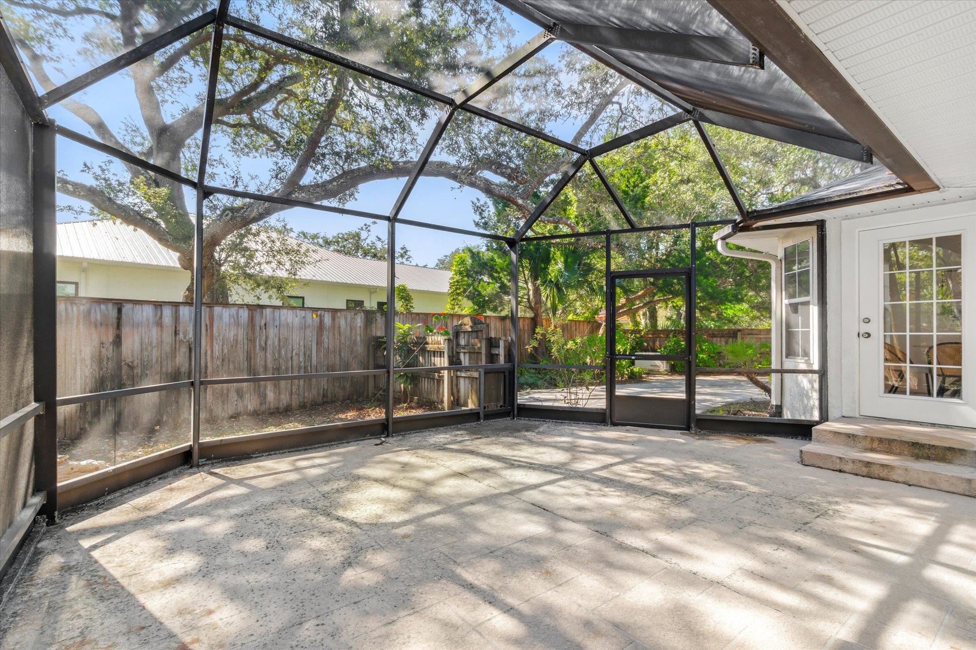 Image 25 of 35 For 34 Ocean Pines Dr