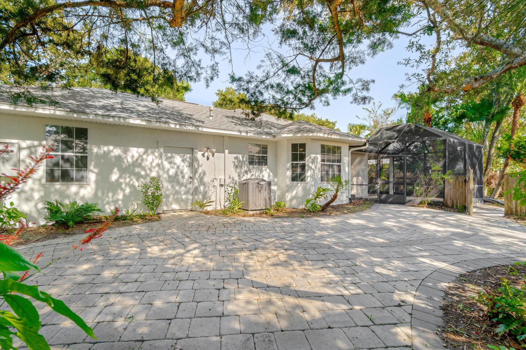 Image 27 of 35 For 34 Ocean Pines Dr